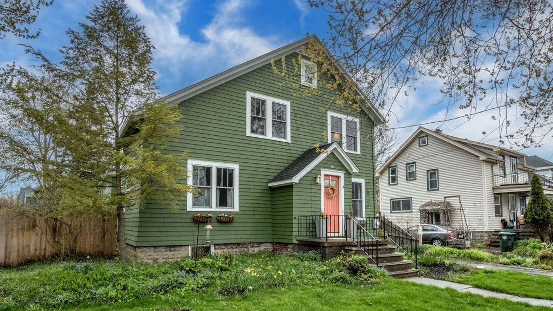 Property at 112 Los Robles Street, Amherst, NY 14221 3