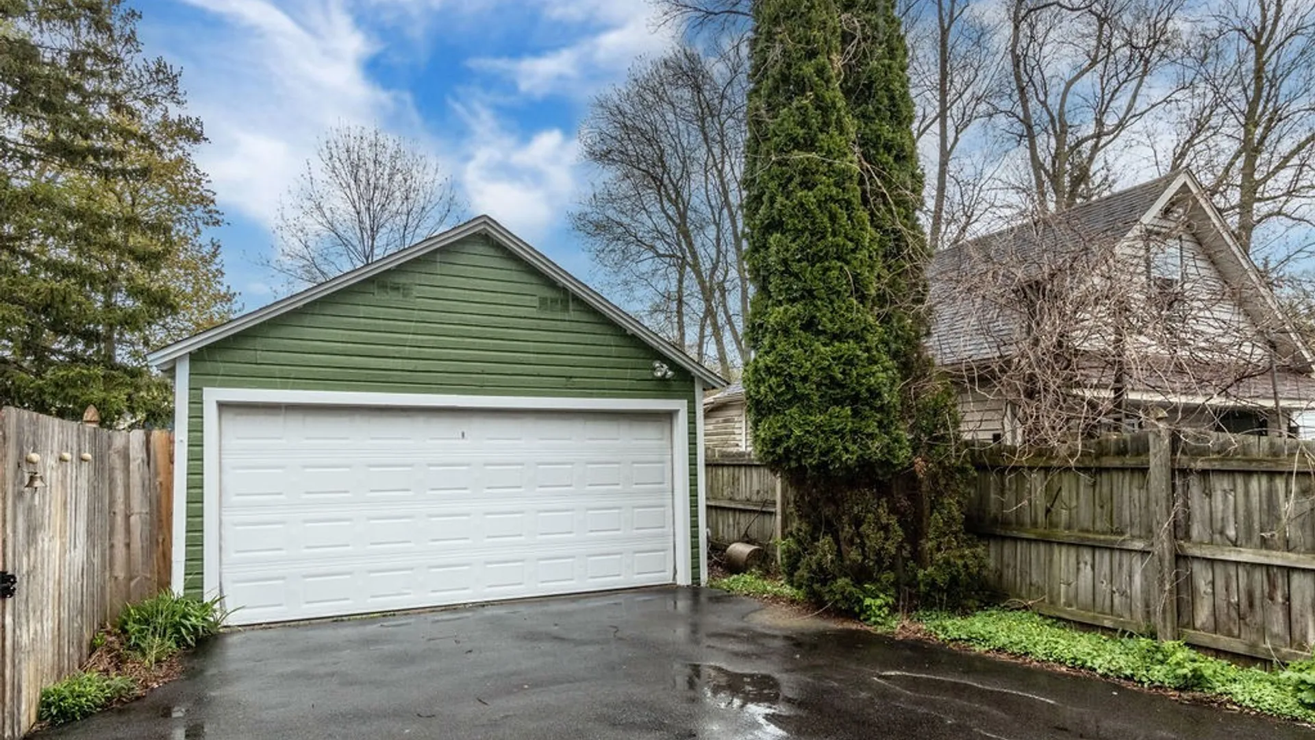 Property at 112 Los Robles Street, Amherst, NY 14221 43