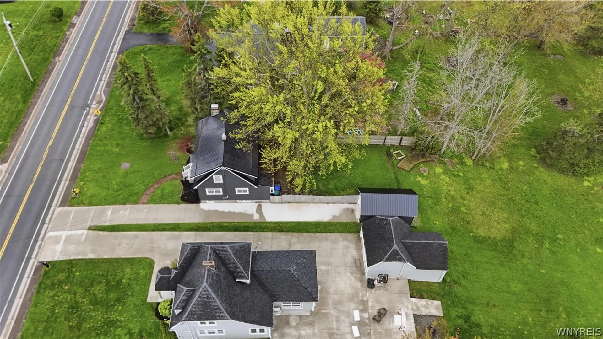 Property at 2575 Amsdell Road, Hamburg, NY 14075 33