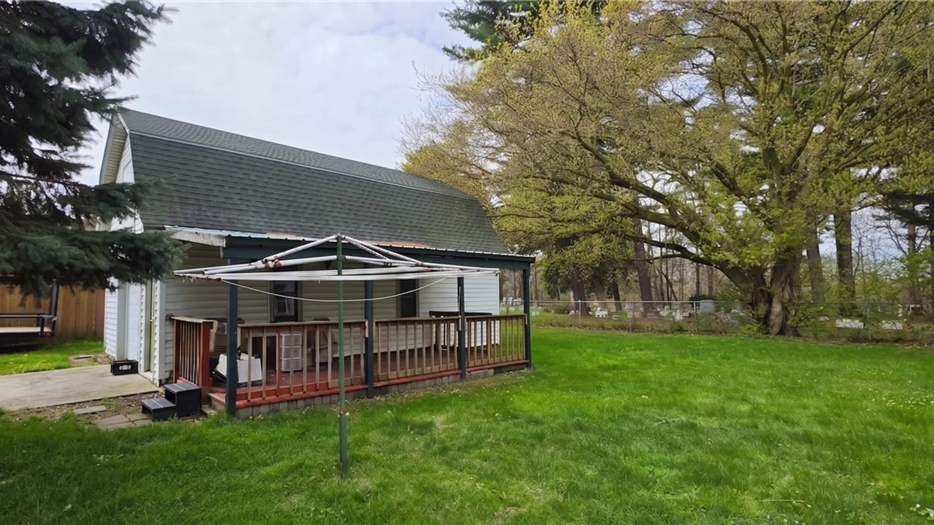 Property at 1632 Lockport Road, Newfane, NY 14126 6