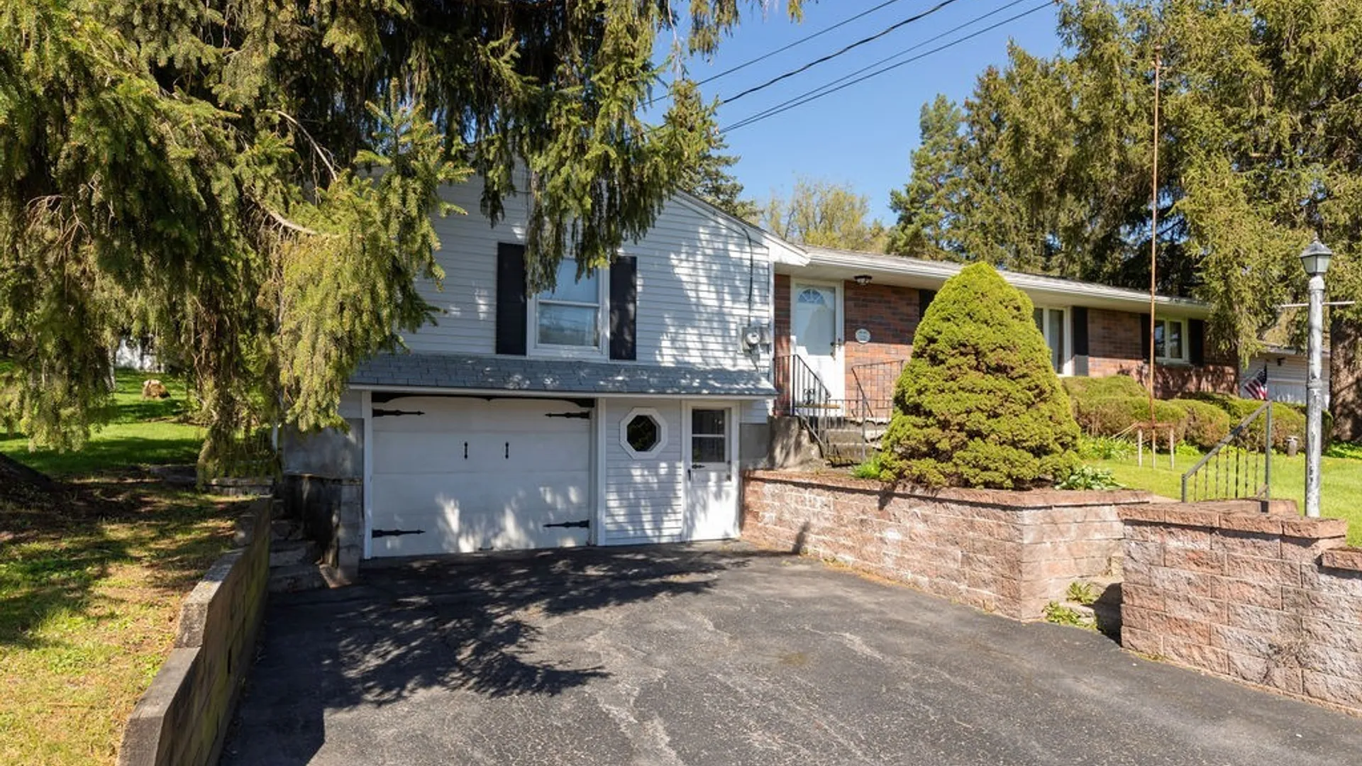 Property at 5165 Jamesville Road, DeWitt, NY 13078 3