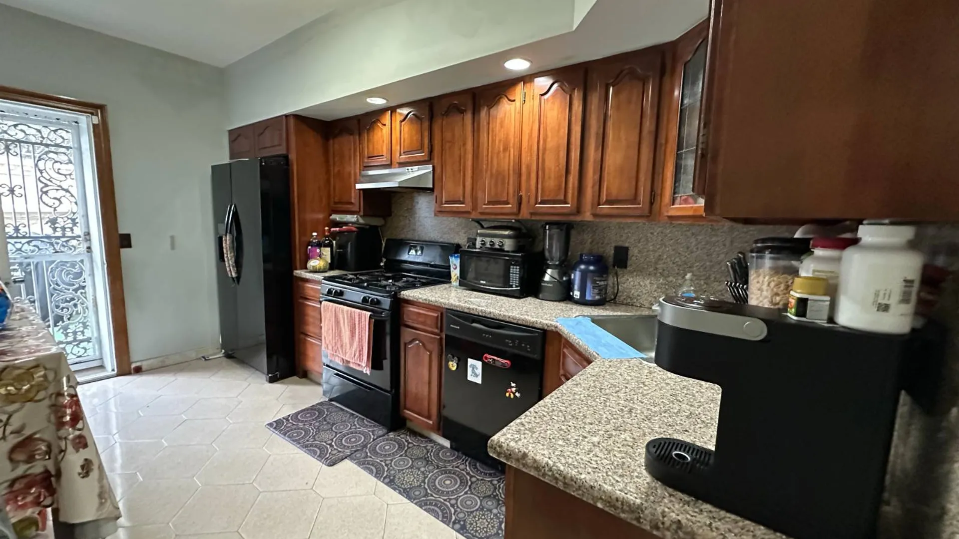 Property at 74-40 65th Street, Glendale, NY 11385 10