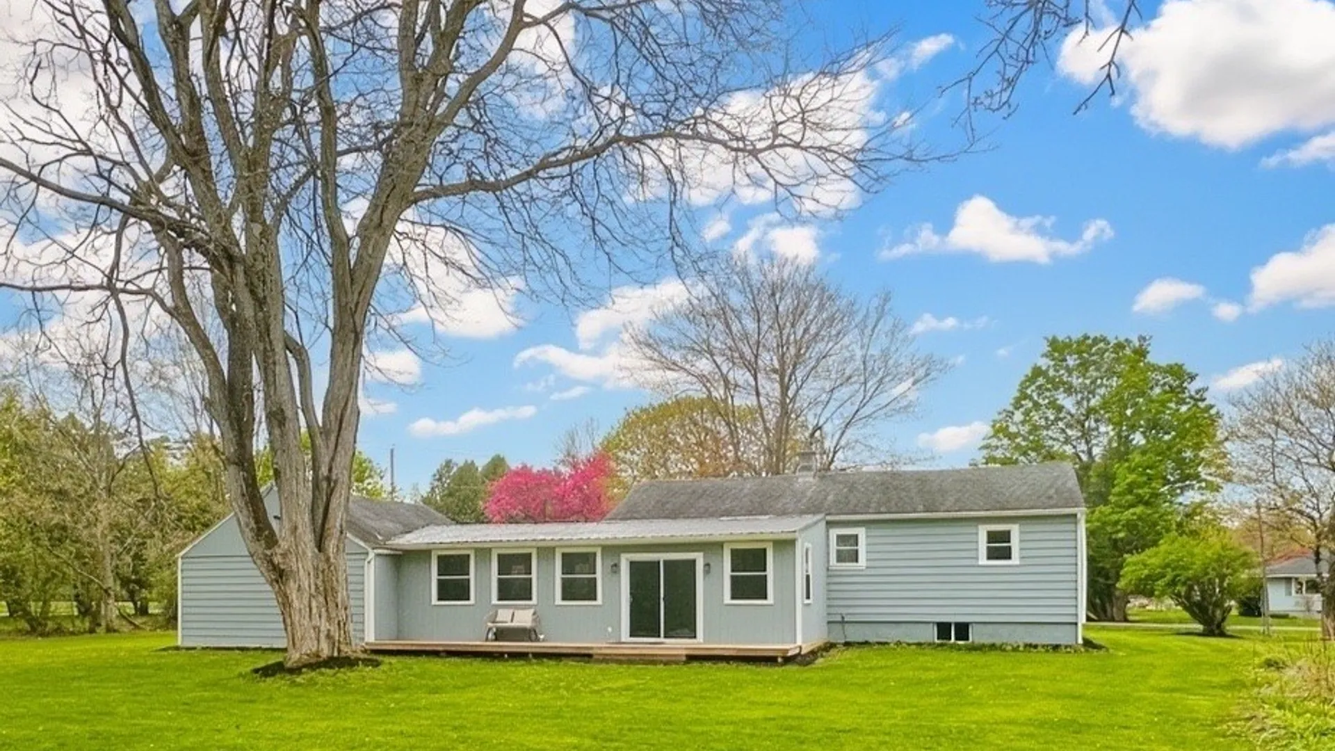 Property at 16 Homestead Road, New Hartford, NY 13323 41