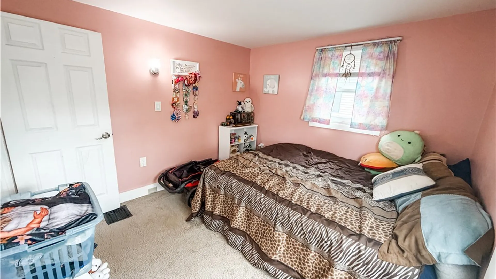 Property at 44 Lake Avenue, Auburn, NY 13021 21