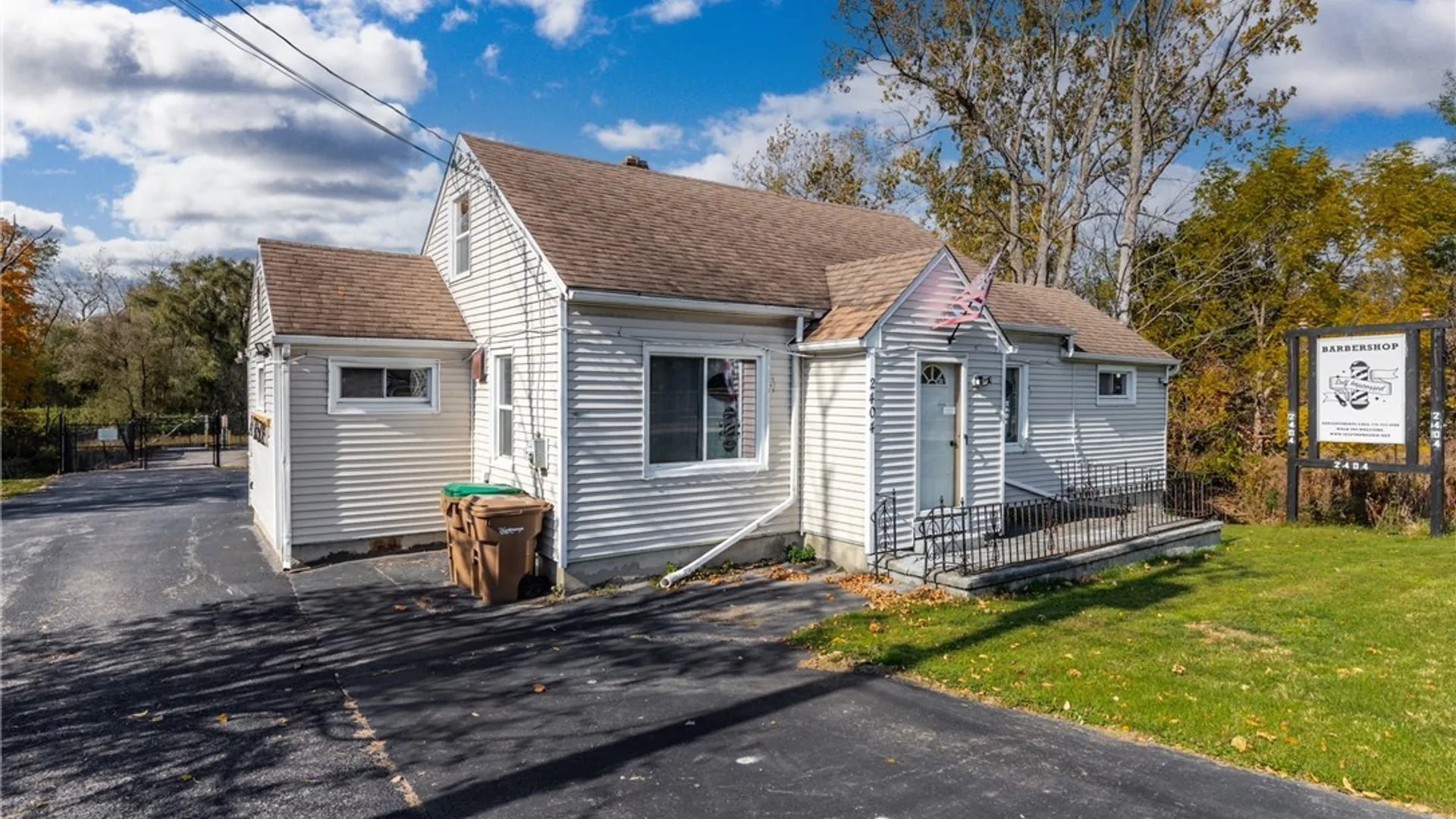 Property at 2404 Union Road, Cheektowaga, NY 14227 4