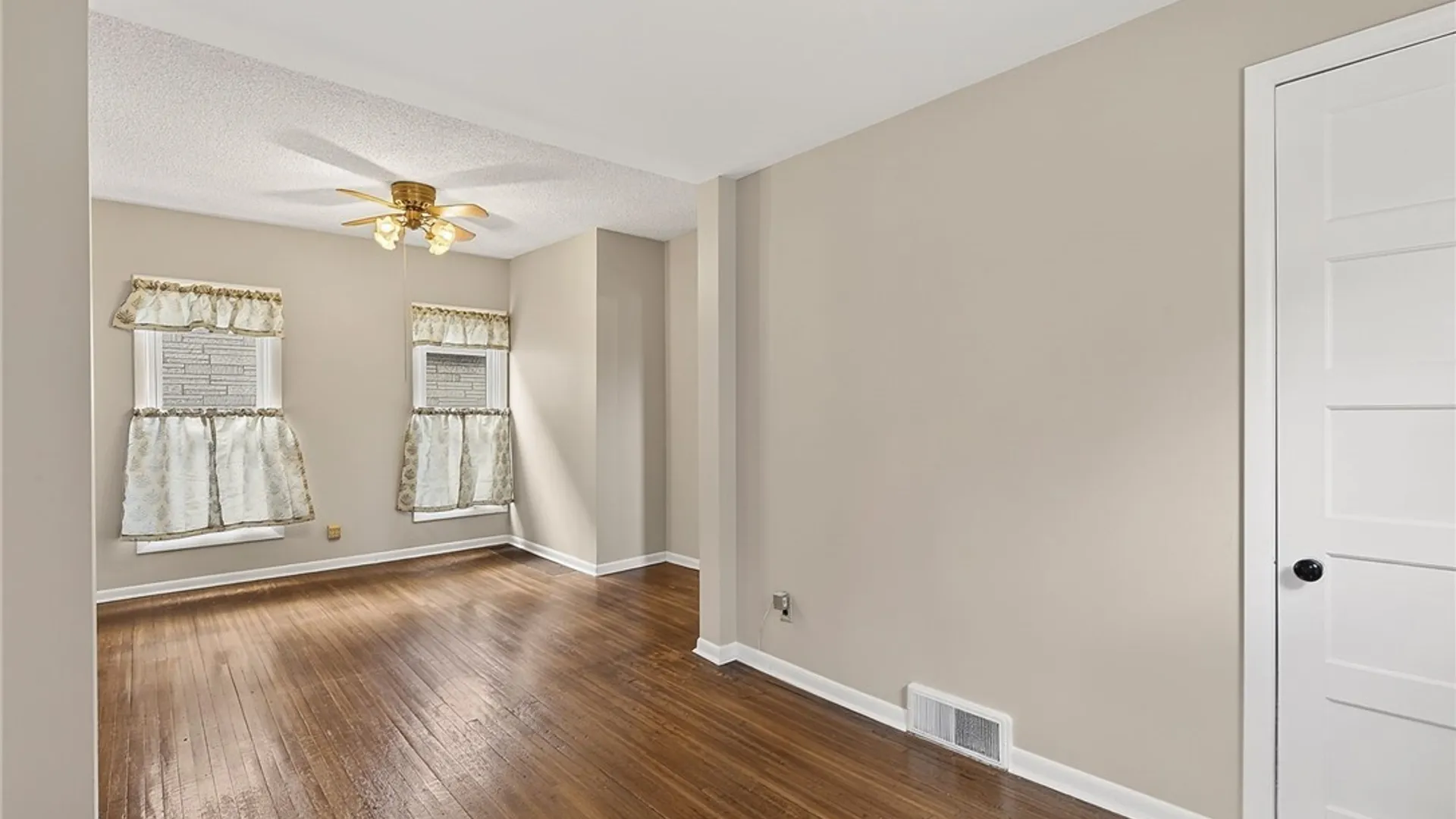 Property at 168 Dearborn Street, Buffalo, NY 14207 17