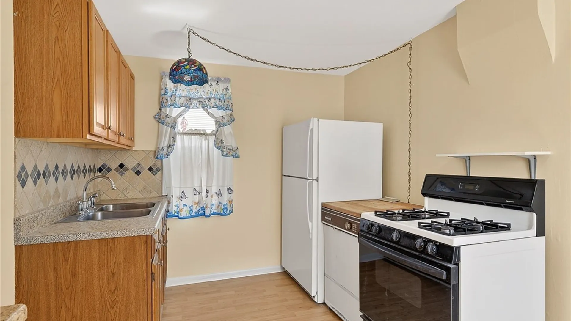 Property at 168 Dearborn Street, Buffalo, NY 14207 23