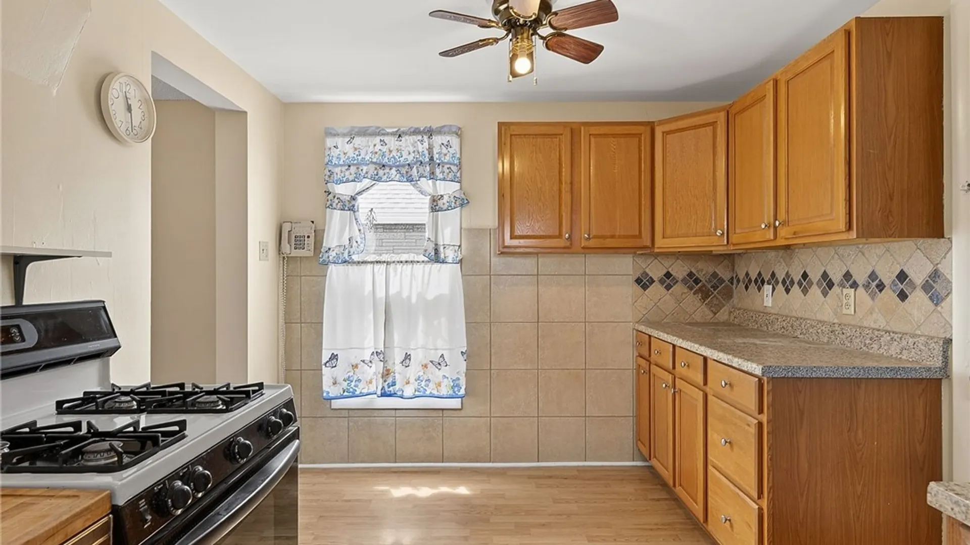 Property at 168 Dearborn Street, Buffalo, NY 14207 24