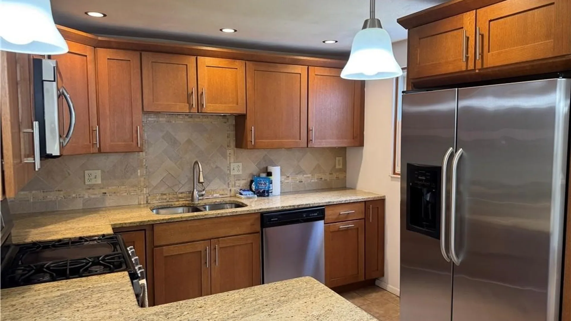 Property at 8265 Warbler, Clay, NY 13090 4