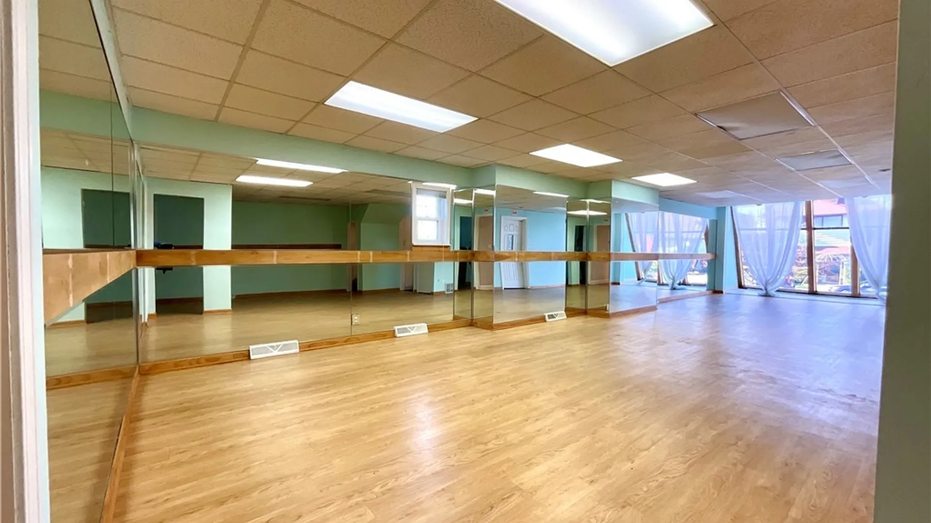 Property at 1599 Hertel Avenue, Buffalo, NY 14216 5
