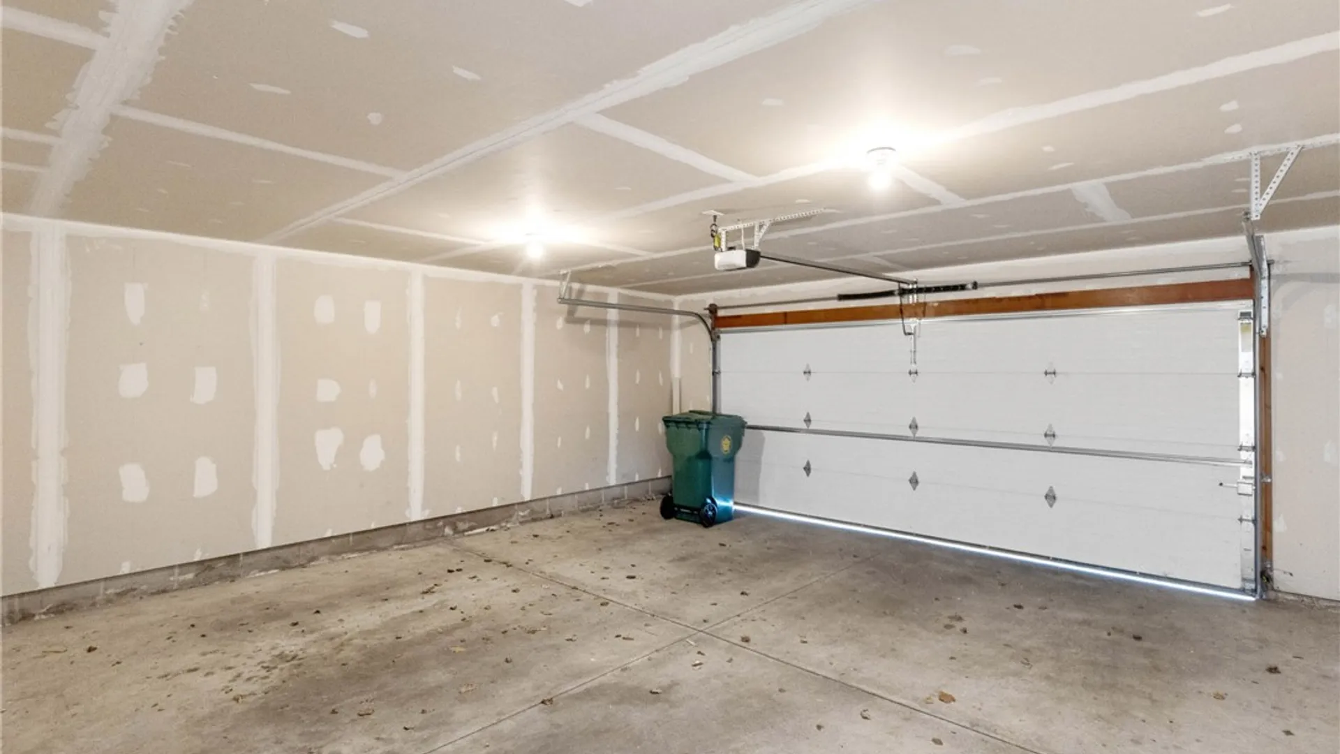 Property at 33 Plymouth Avenue, Rochester, NY 14614 38
