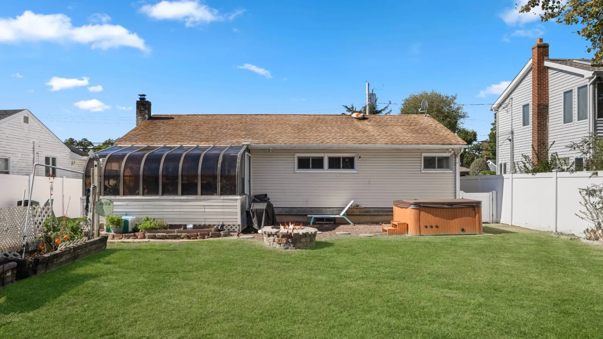 Property at 861 Maple Lane, East Meadow, NY 11554 36
