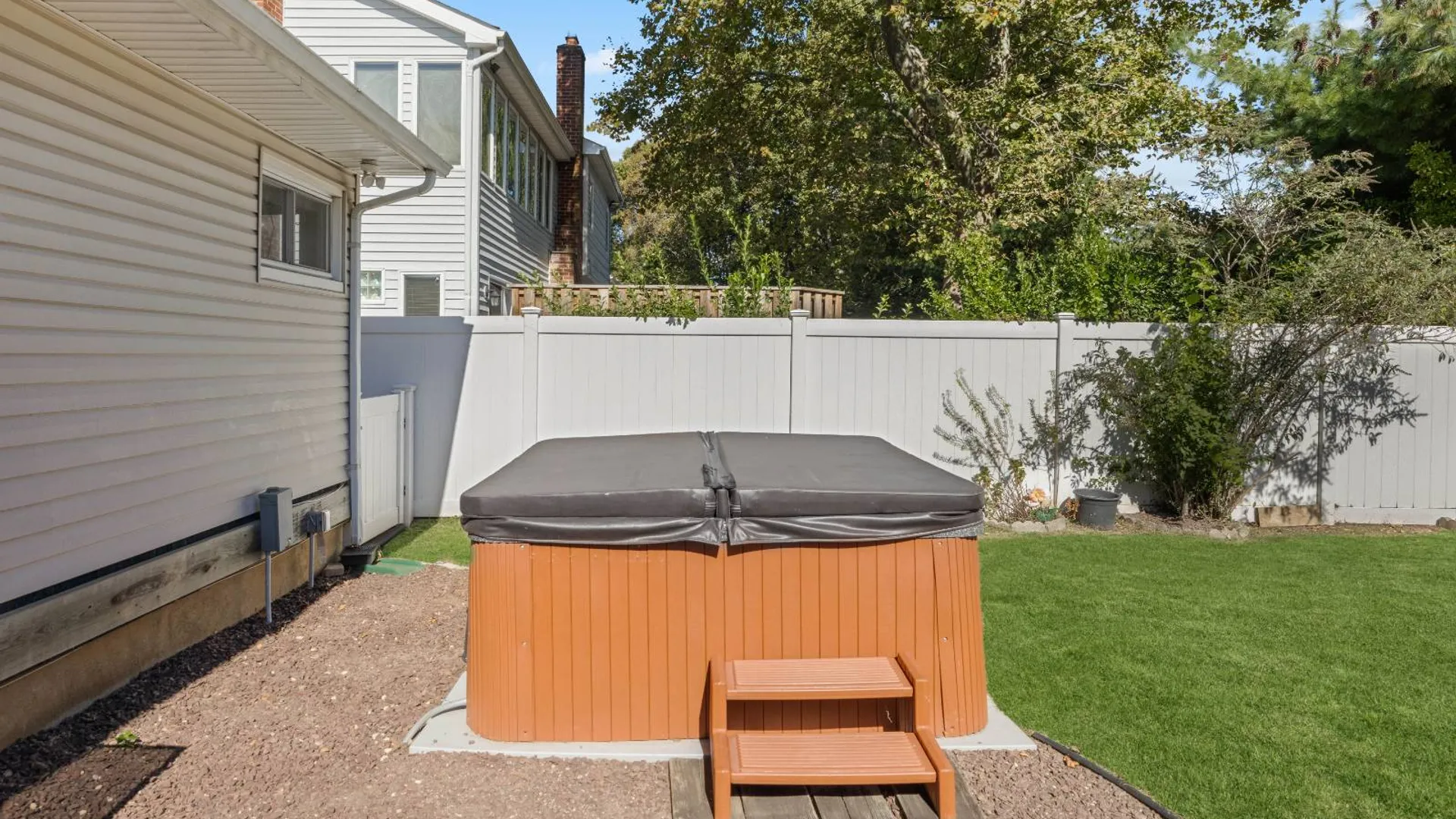 Property at 861 Maple Lane, East Meadow, NY 11554 38