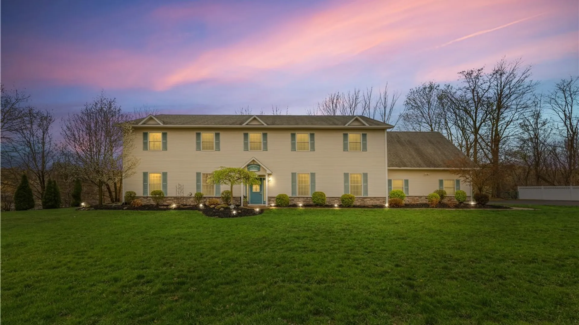 Property at 207 Chapel Drive, Camillus, NY 13219 2