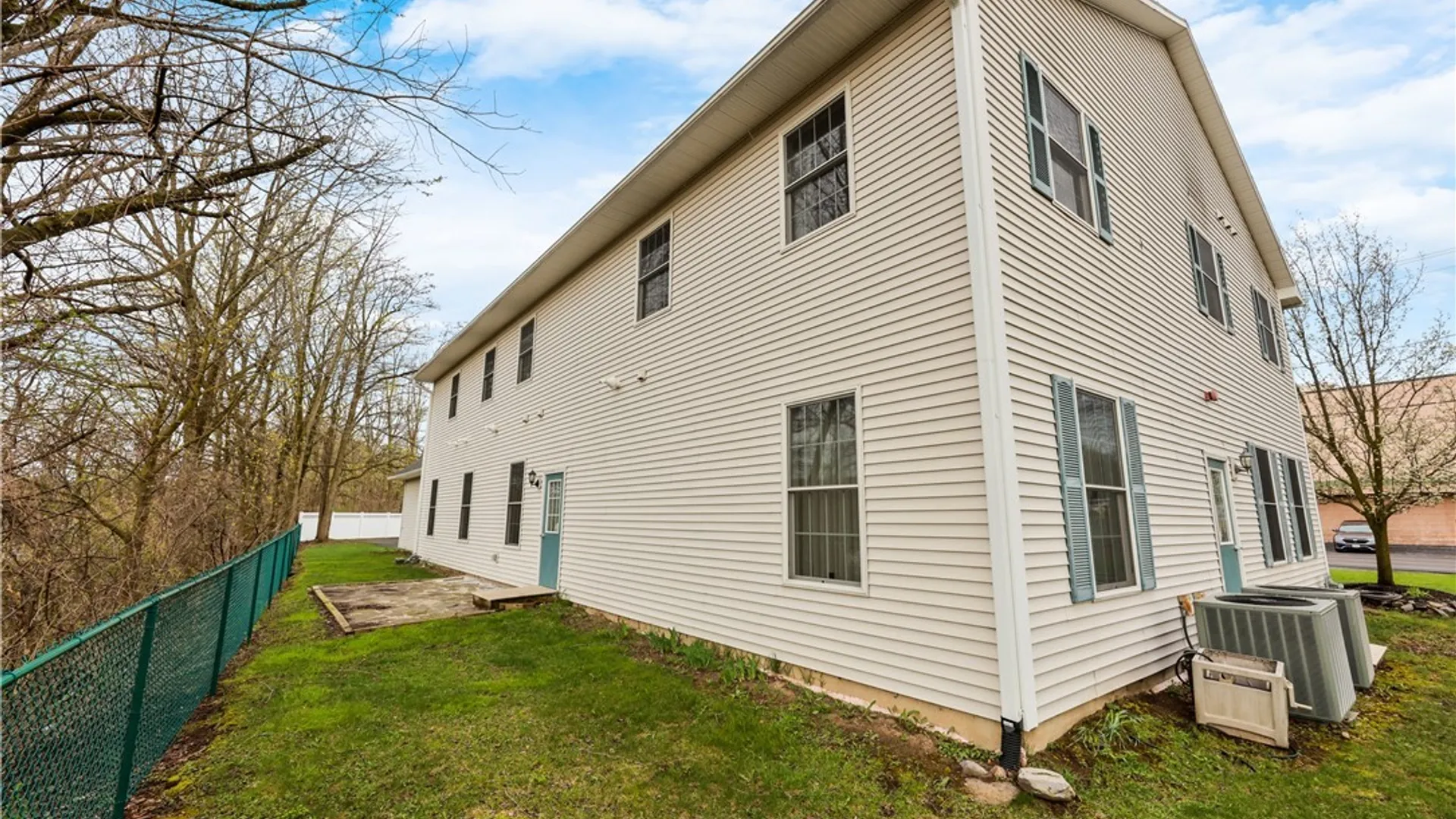 Property at 207 Chapel Drive, Camillus, NY 13219 41