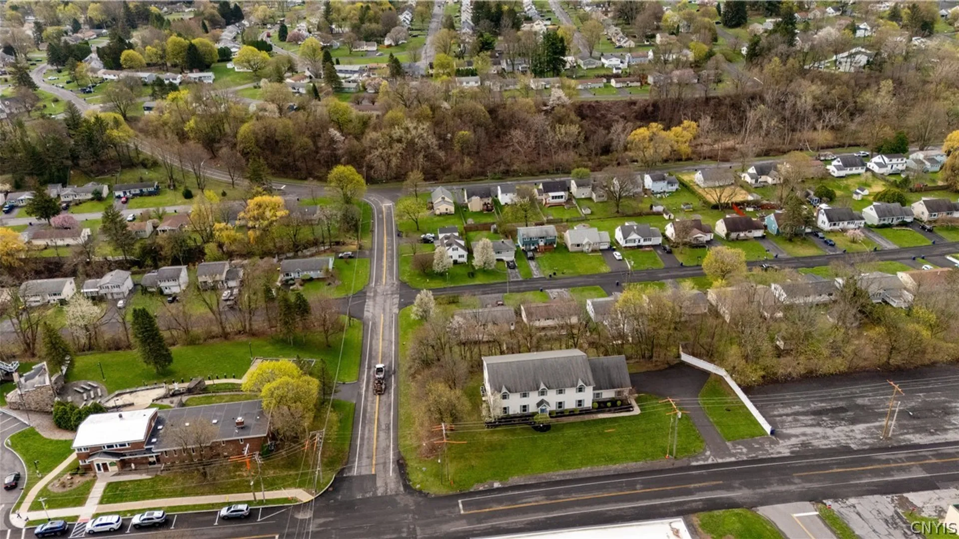 Property at 207 Chapel Drive, Camillus, NY 13219 43
