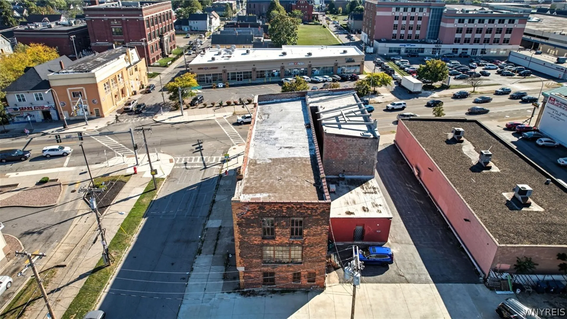 Property at 1058 Broadway Street, Buffalo, NY 14212 6