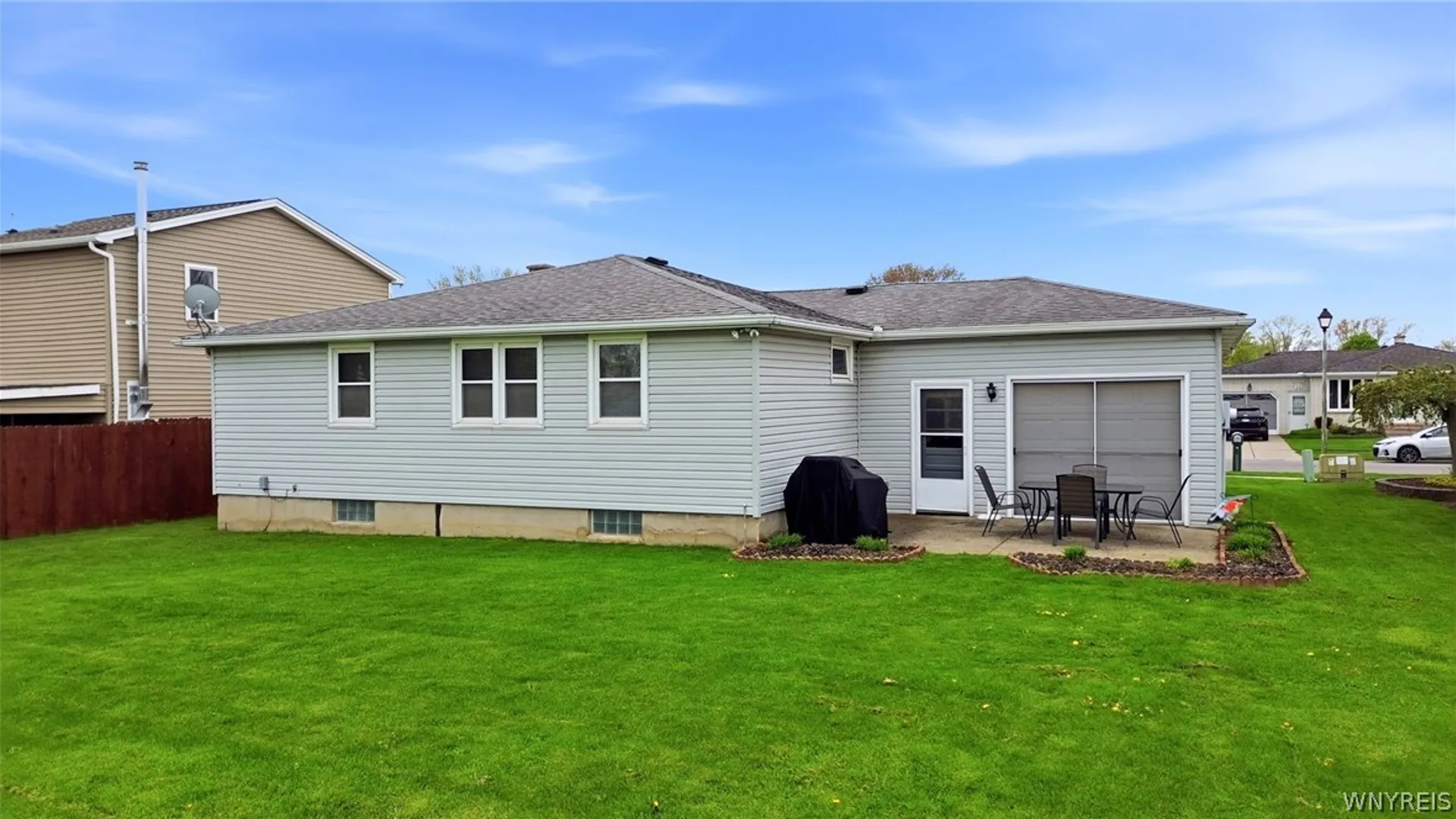 Property at 11 Martinique Drive, Cheektowaga, NY 14227 36