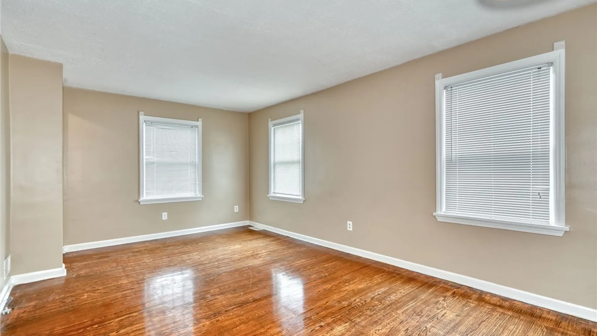 Property at 30 Parkwood Road, Rochester, NY 14615 6