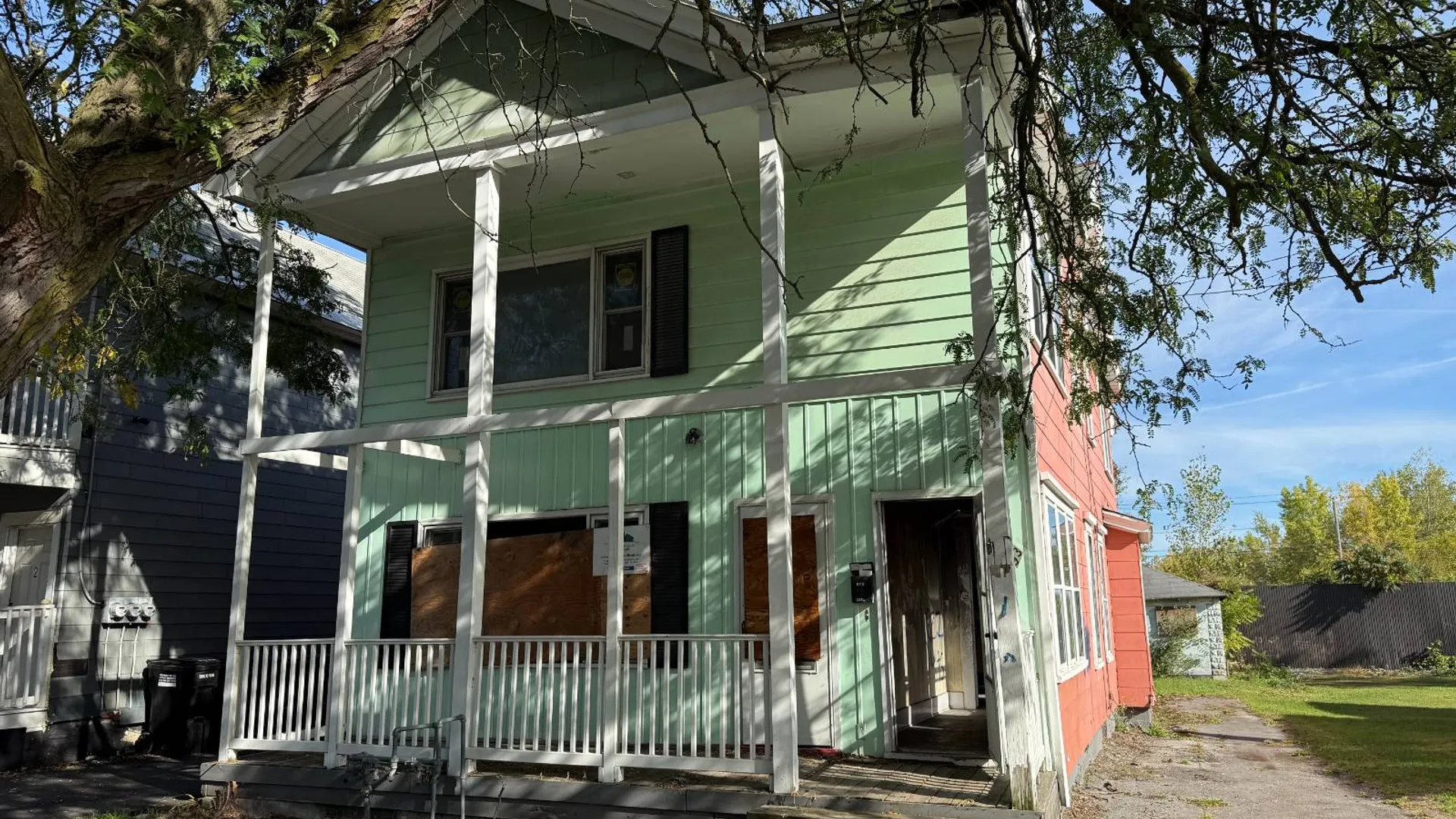 Property at 938 Emerson Ave, Syracuse, NY 13204 2