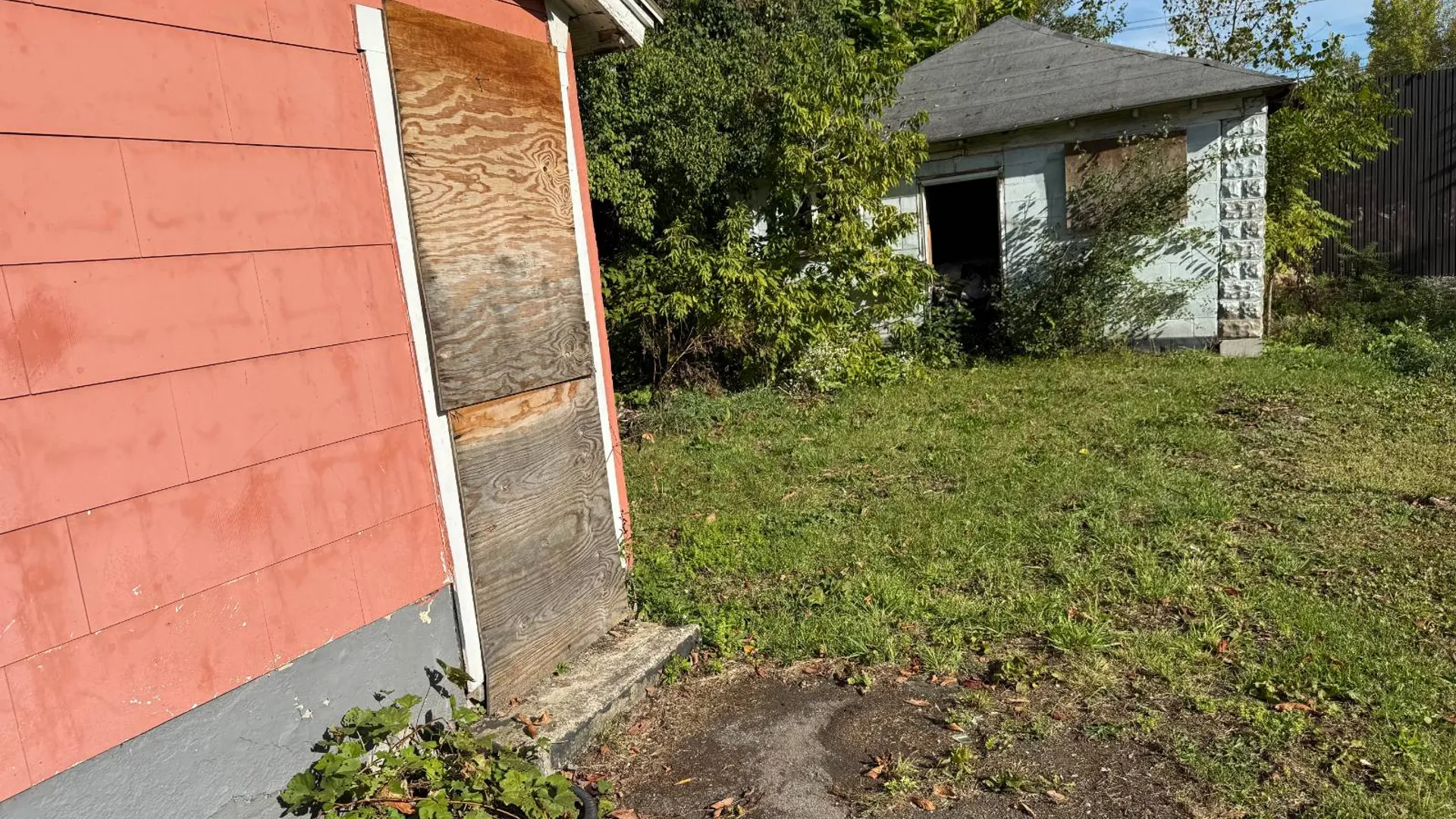 Property at 938 Emerson Ave, Syracuse, NY 13204 3