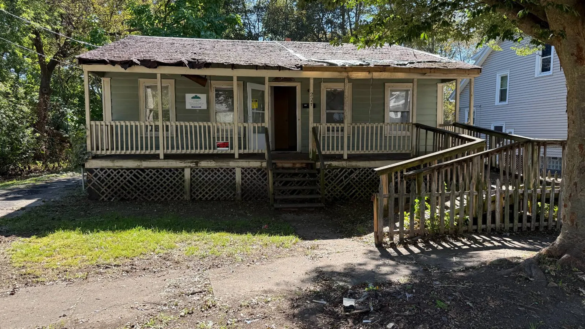 Property at 227 Pleasant Ave W, Syracuse, NY 13205 2