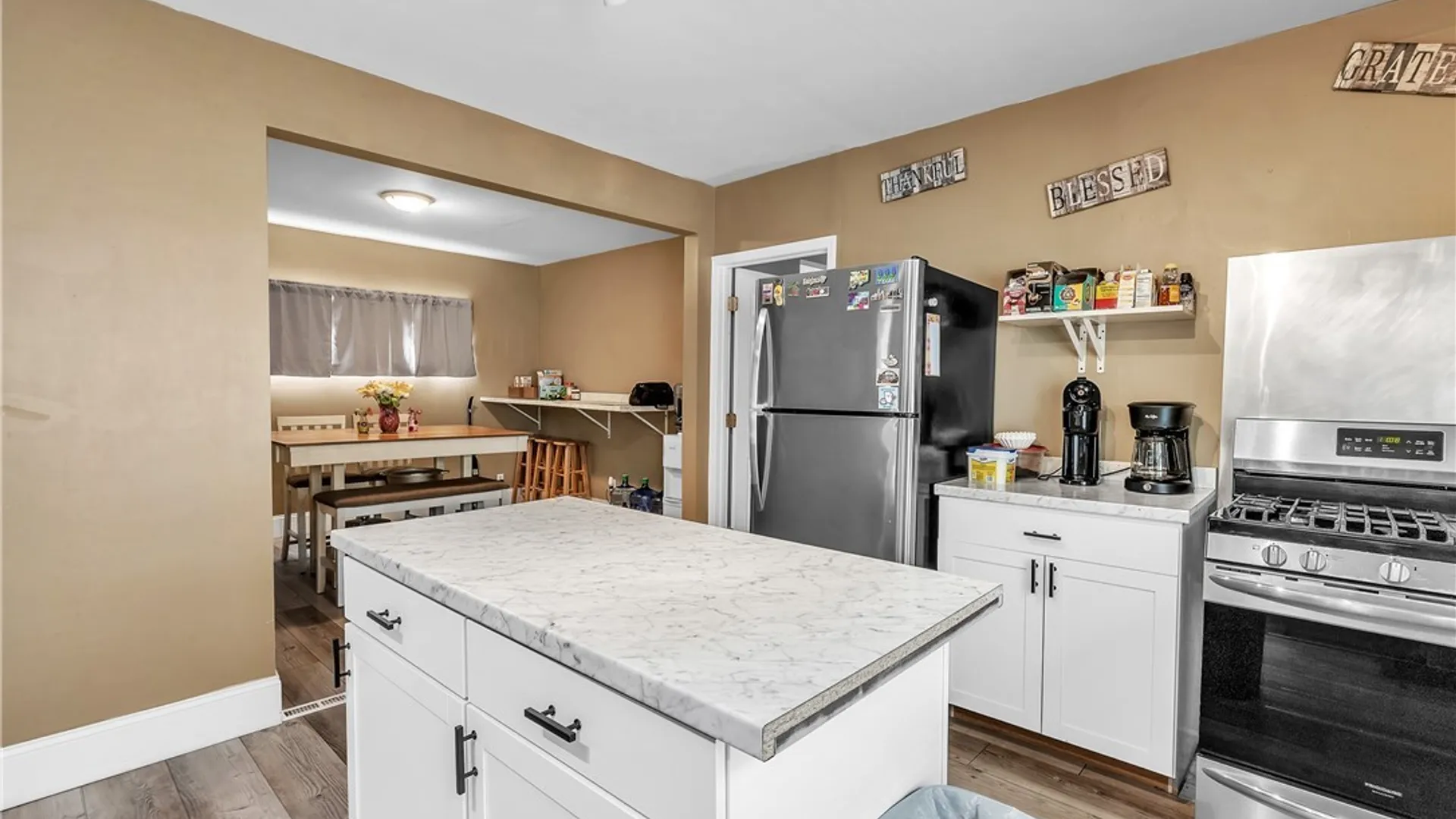 Property at 55 Sumner Place, Buffalo, NY 14211 16
