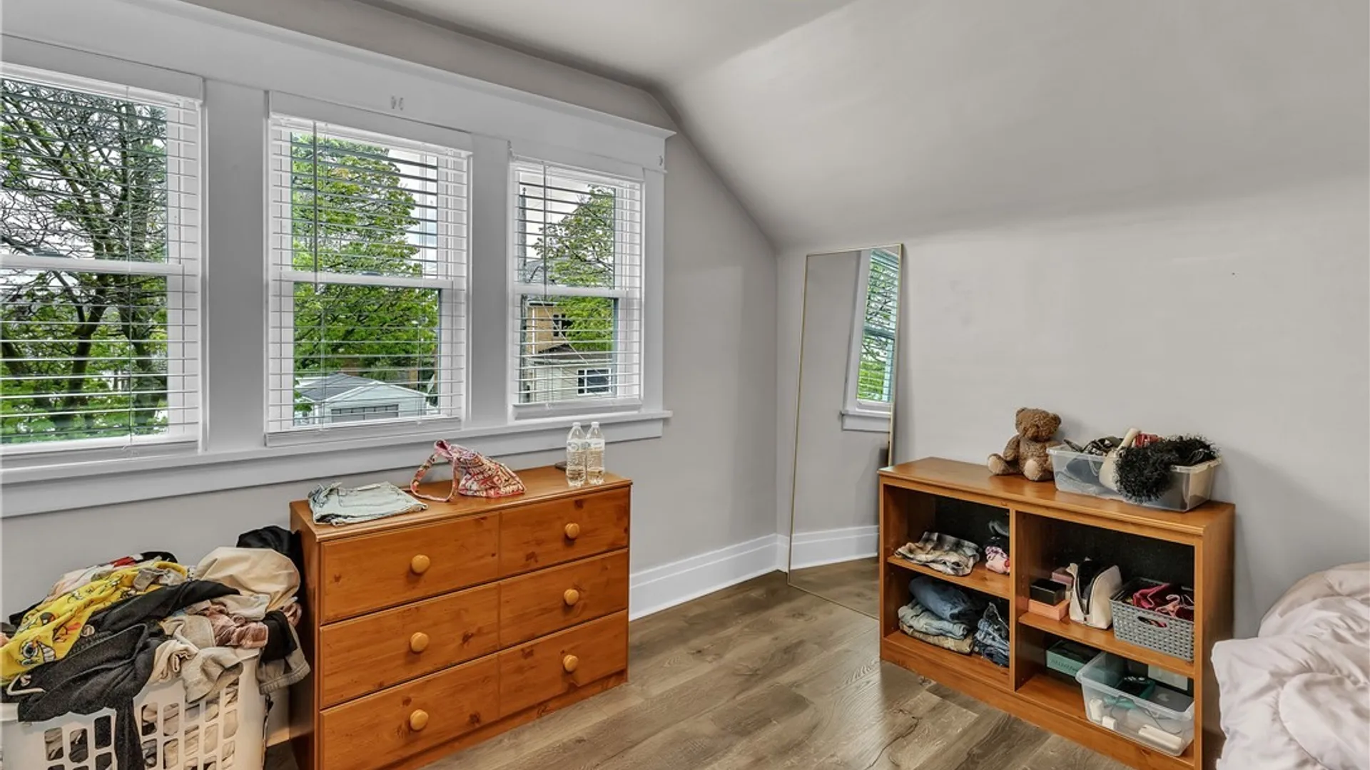 Property at 55 Sumner Place, Buffalo, NY 14211 32