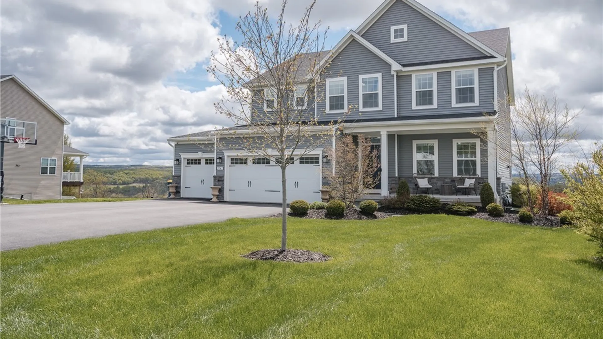 Property at 5547 Rolling Meadows, Camillus, NY 13031 2