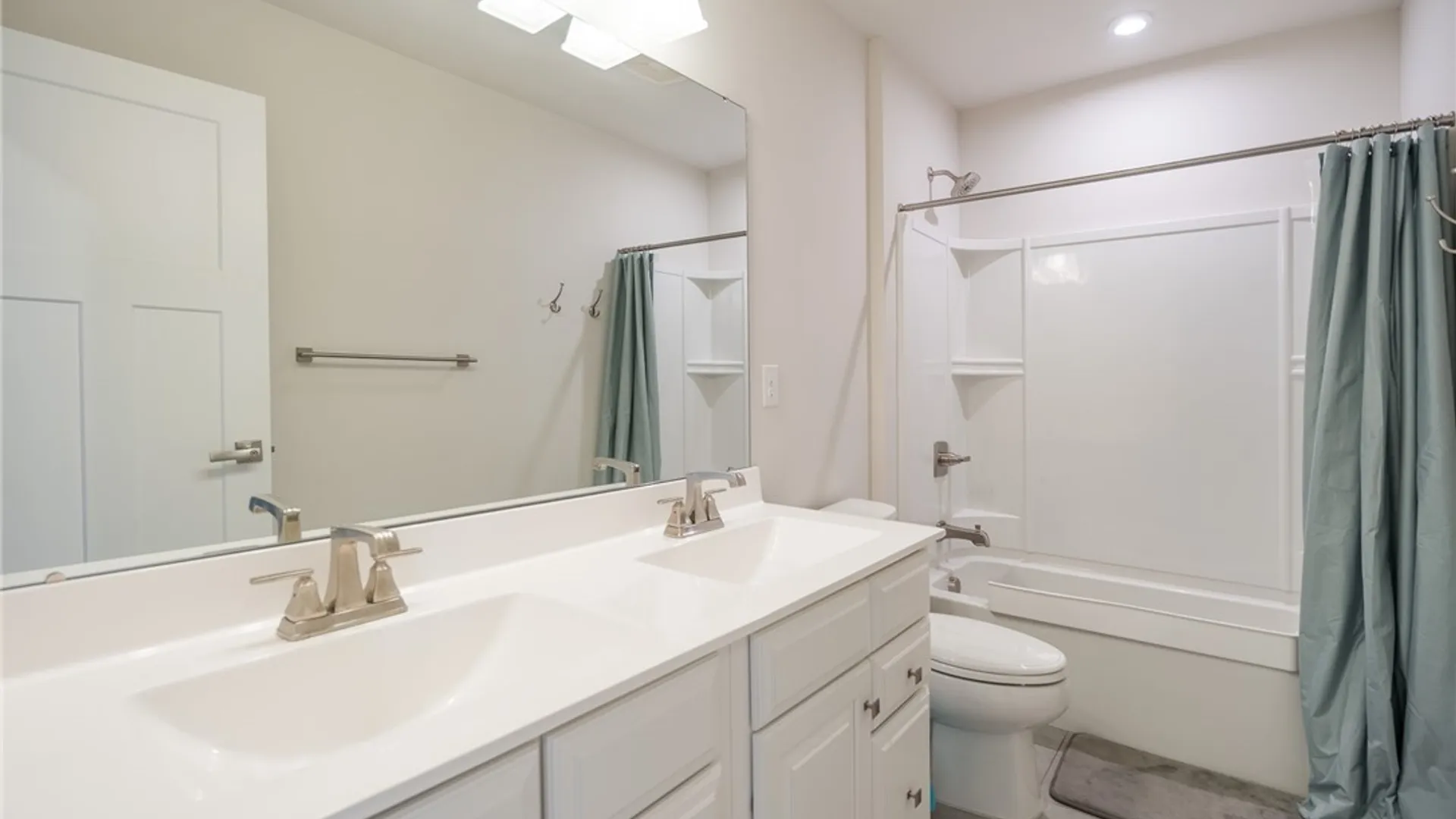 Property at 5547 Rolling Meadows, Camillus, NY 13031 36