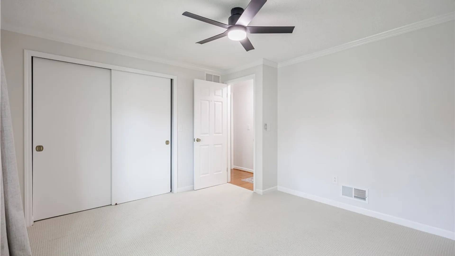Property at 30 Cambridge Court, Perinton, NY 14450 14