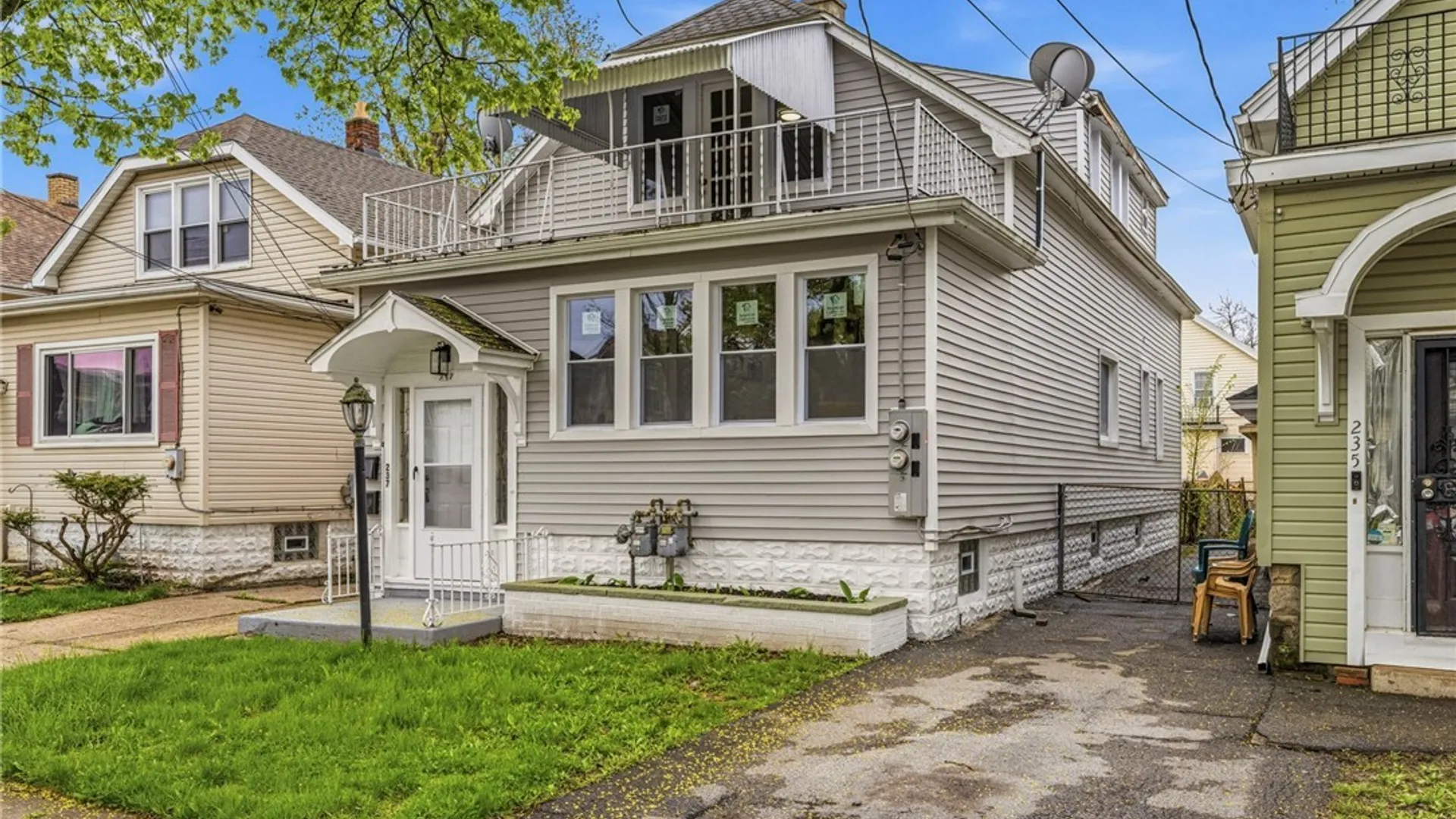 Property at 237 Rounds Avenue, Buffalo, NY 14215 2