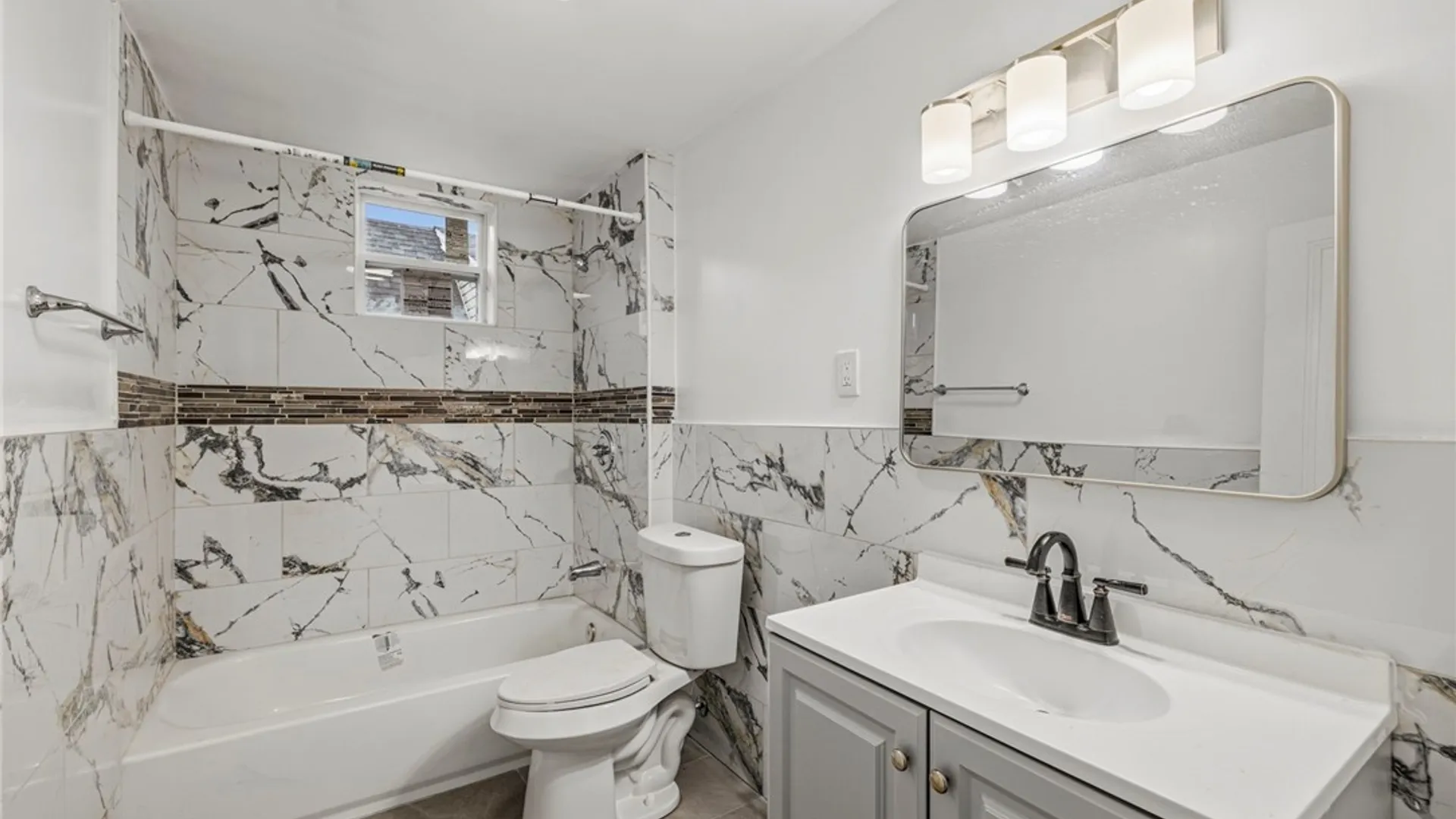 Property at 237 Rounds Avenue, Buffalo, NY 14215 31