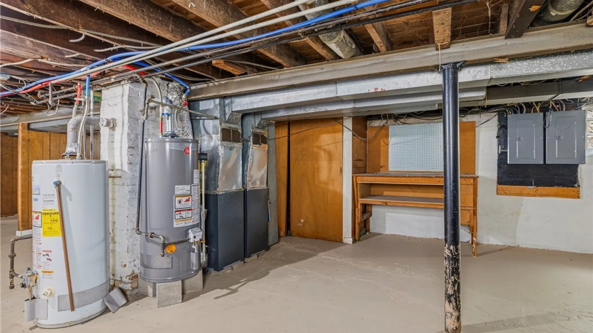 Property at 237 Rounds Avenue, Buffalo, NY 14215 32