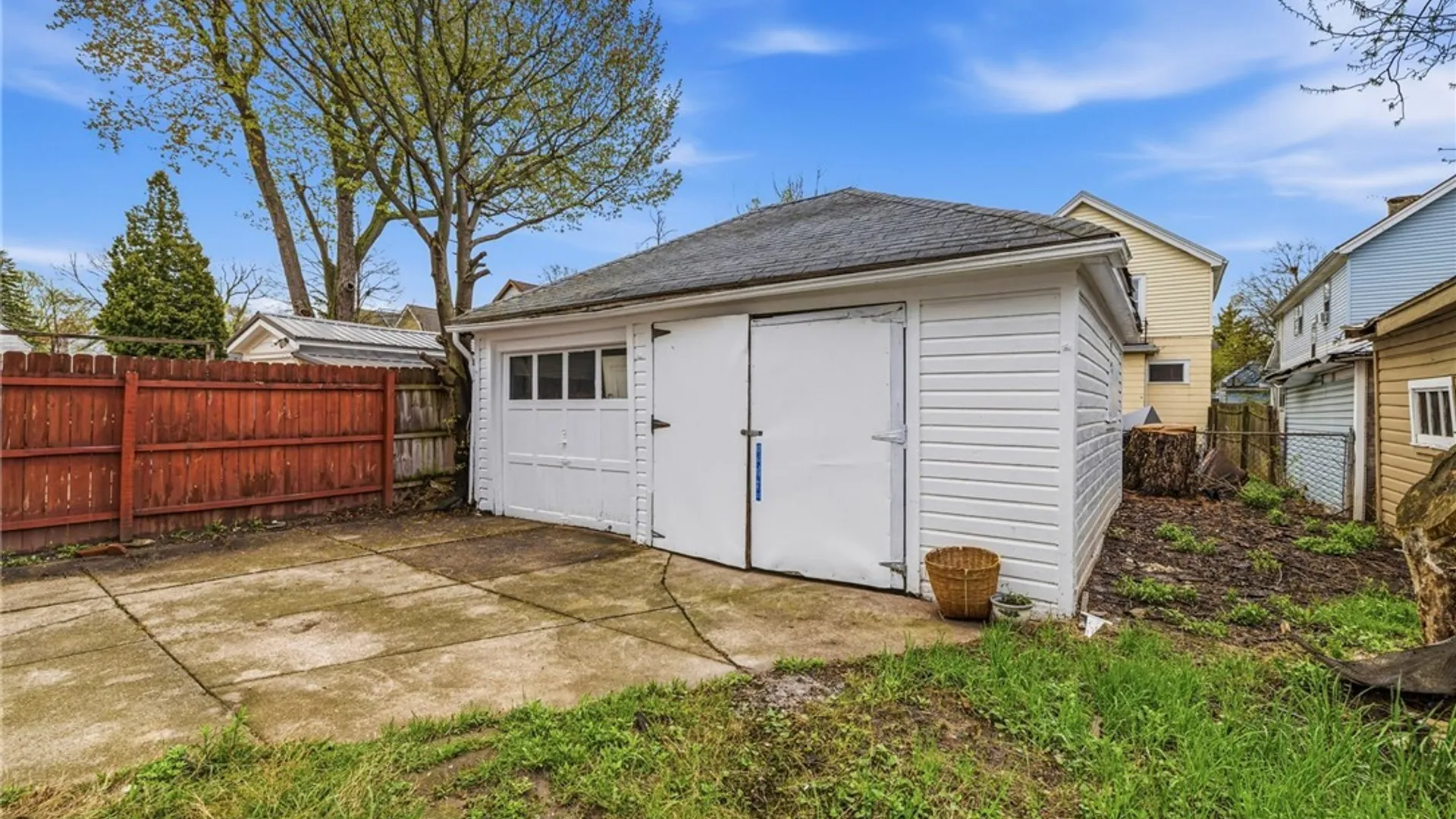 Property at 237 Rounds Avenue, Buffalo, NY 14215 35