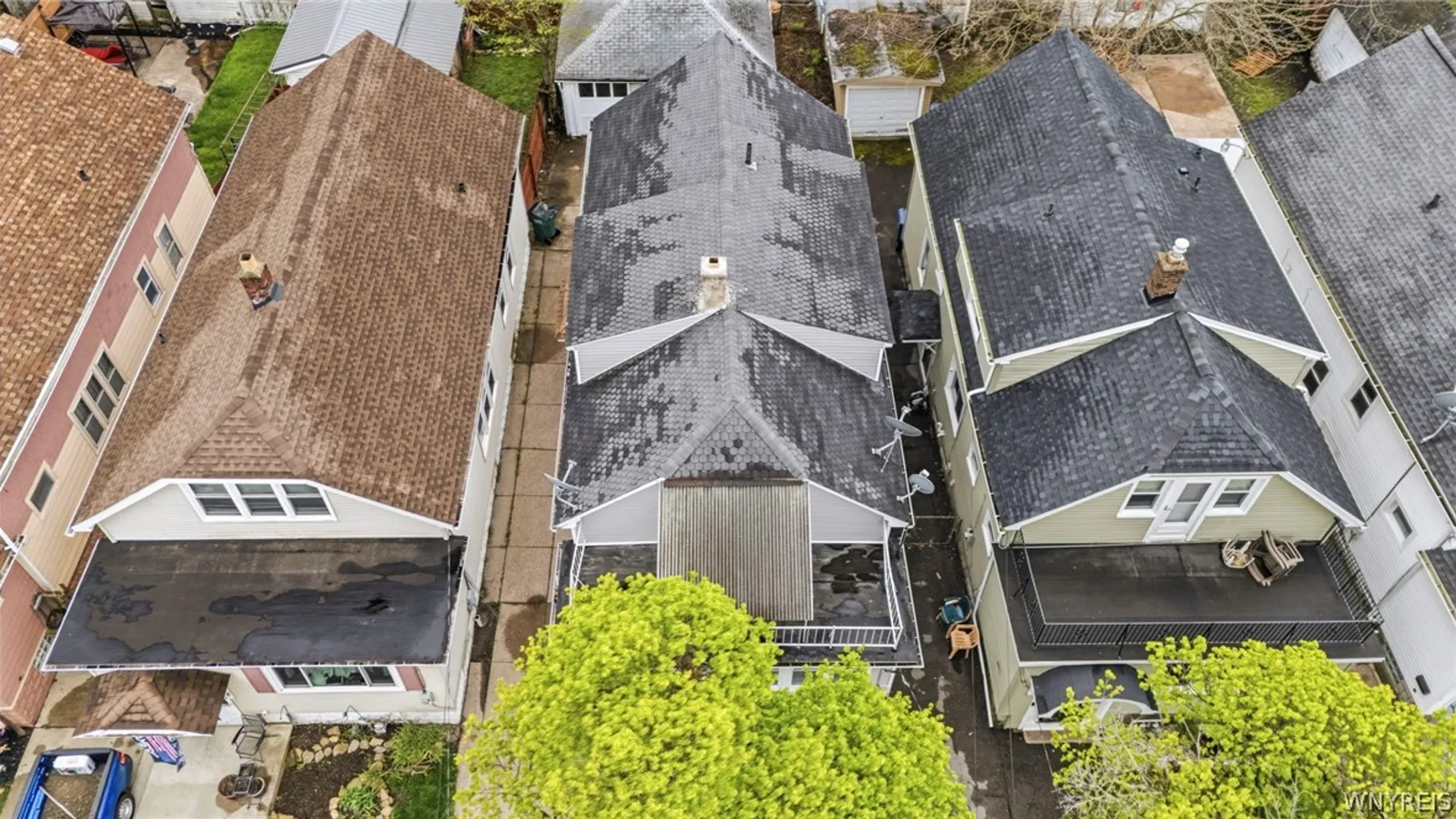 Property at 237 Rounds Avenue, Buffalo, NY 14215 38