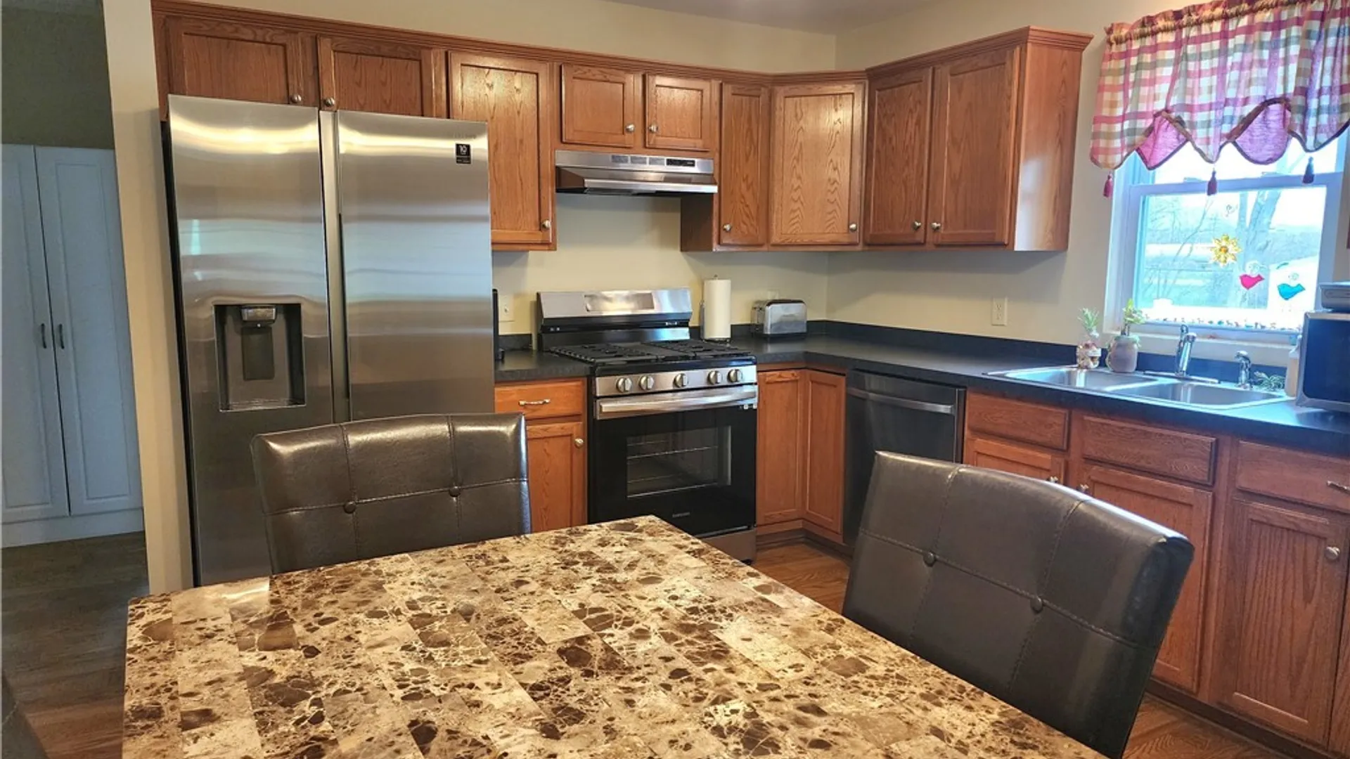 Property at 4362 Abbott Parkway, Hamburg, NY 14219 12