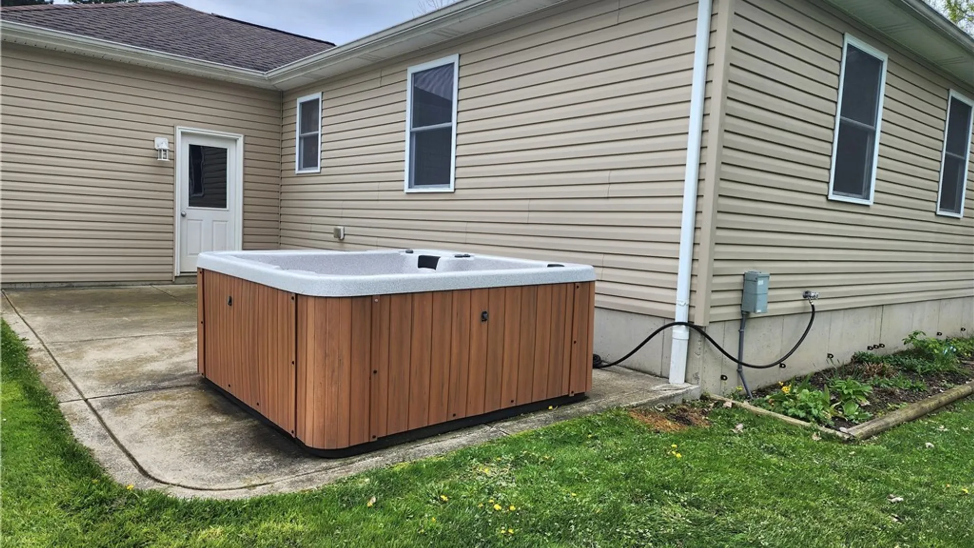 Property at 4362 Abbott Parkway, Hamburg, NY 14219 28