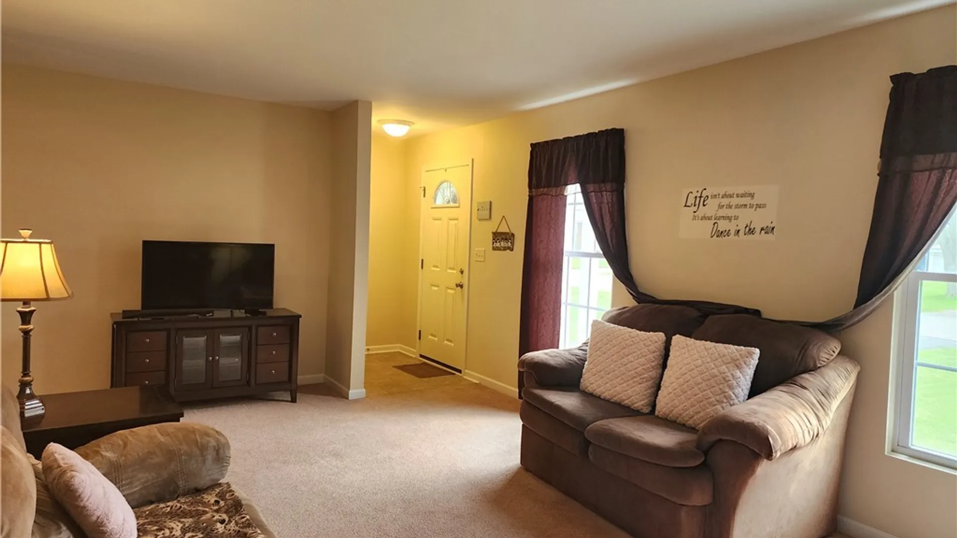 Property at 4362 Abbott Parkway, Hamburg, NY 14219 4