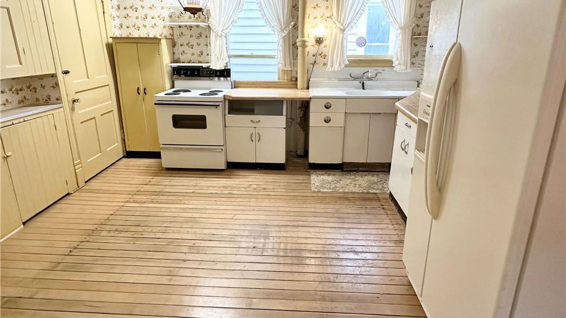 Property at 751 Allen Street, Syracuse, NY 13210 9