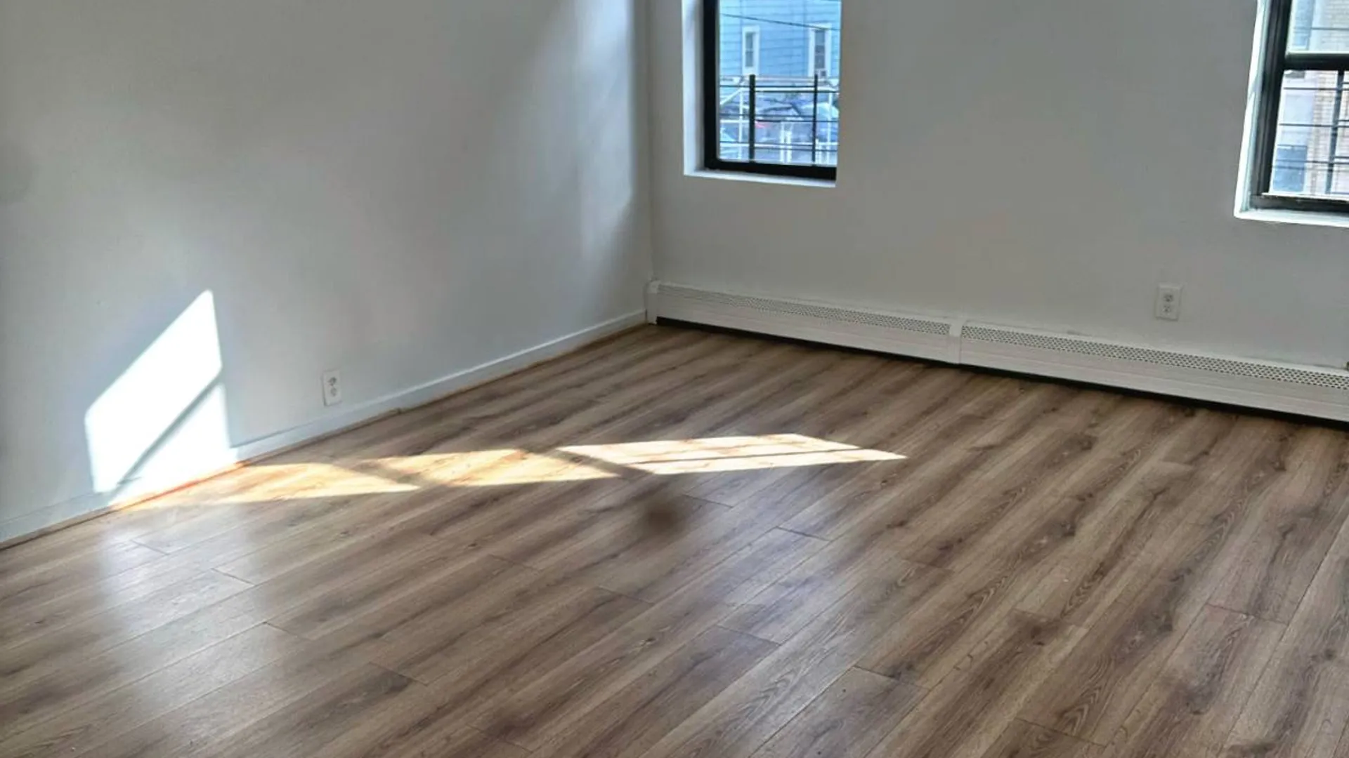 Property at 11 Lawrence St, Yonkers, NY 10705 5