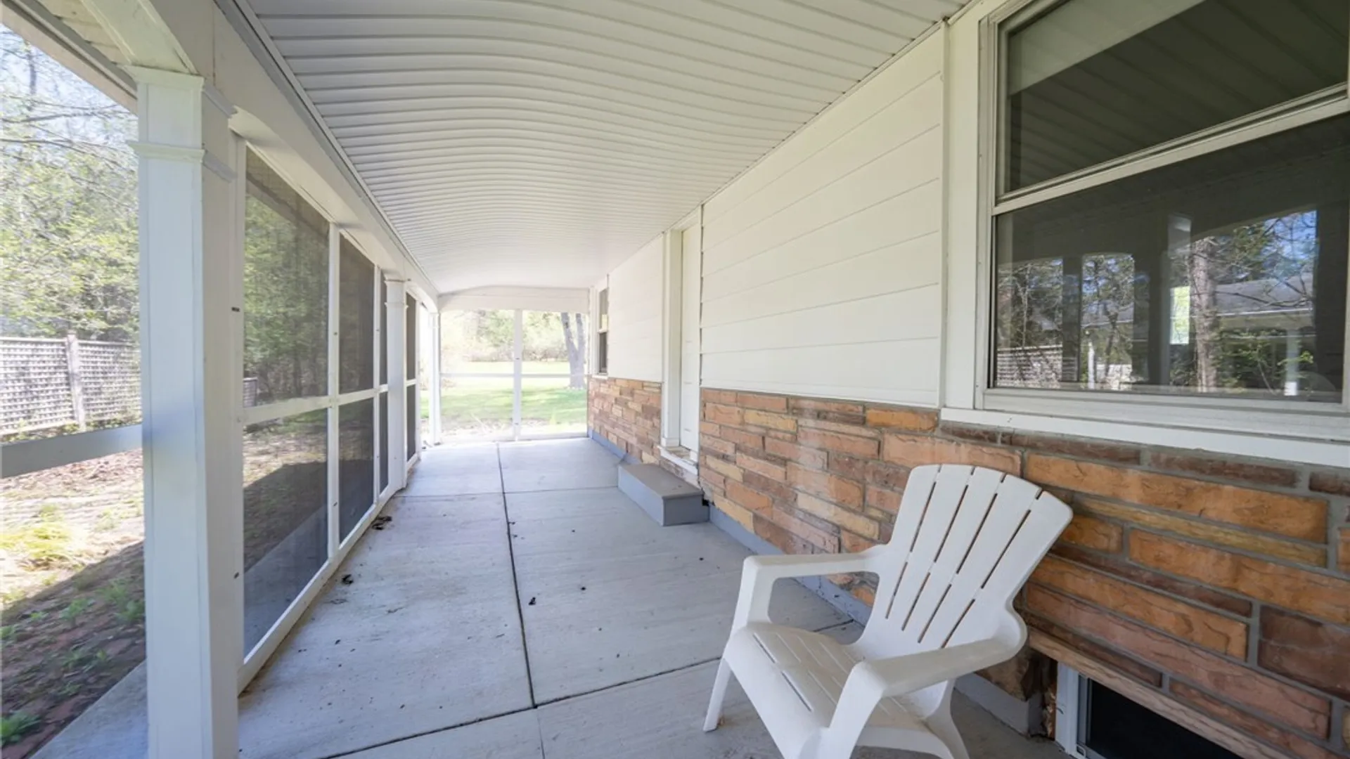 Property at 5253 Columbia Avenue, Hamburg, NY 14075 9