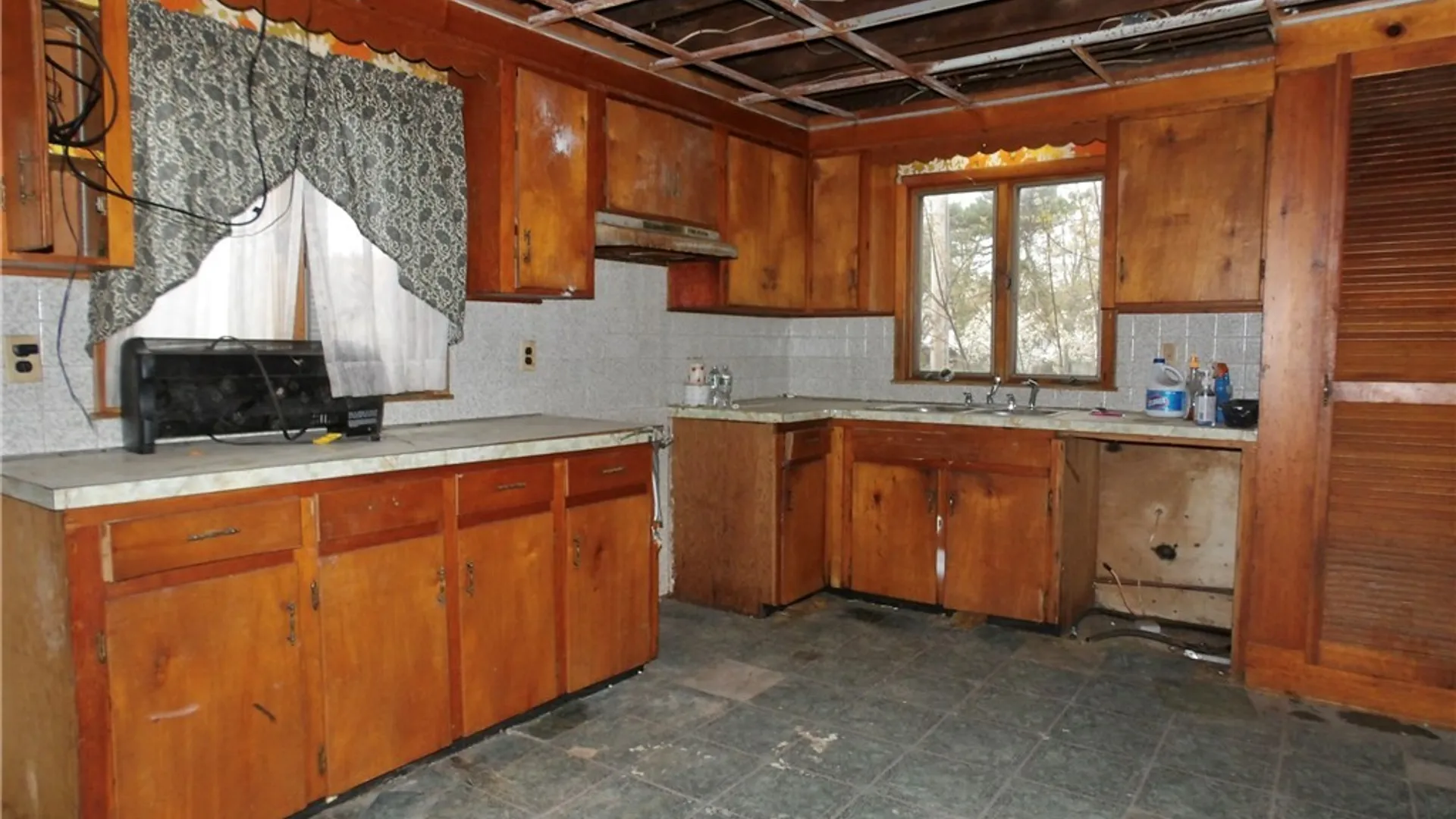 Property at 507 W Utica Street, Buffalo, NY 14213 10