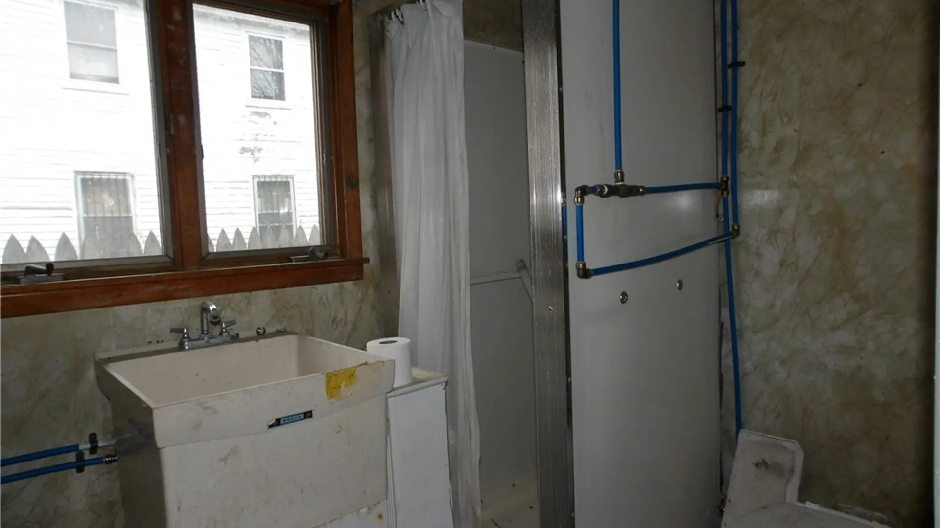 Property at 507 W Utica Street, Buffalo, NY 14213 12