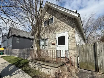Property at 507 W Utica Street, Buffalo, NY 14213