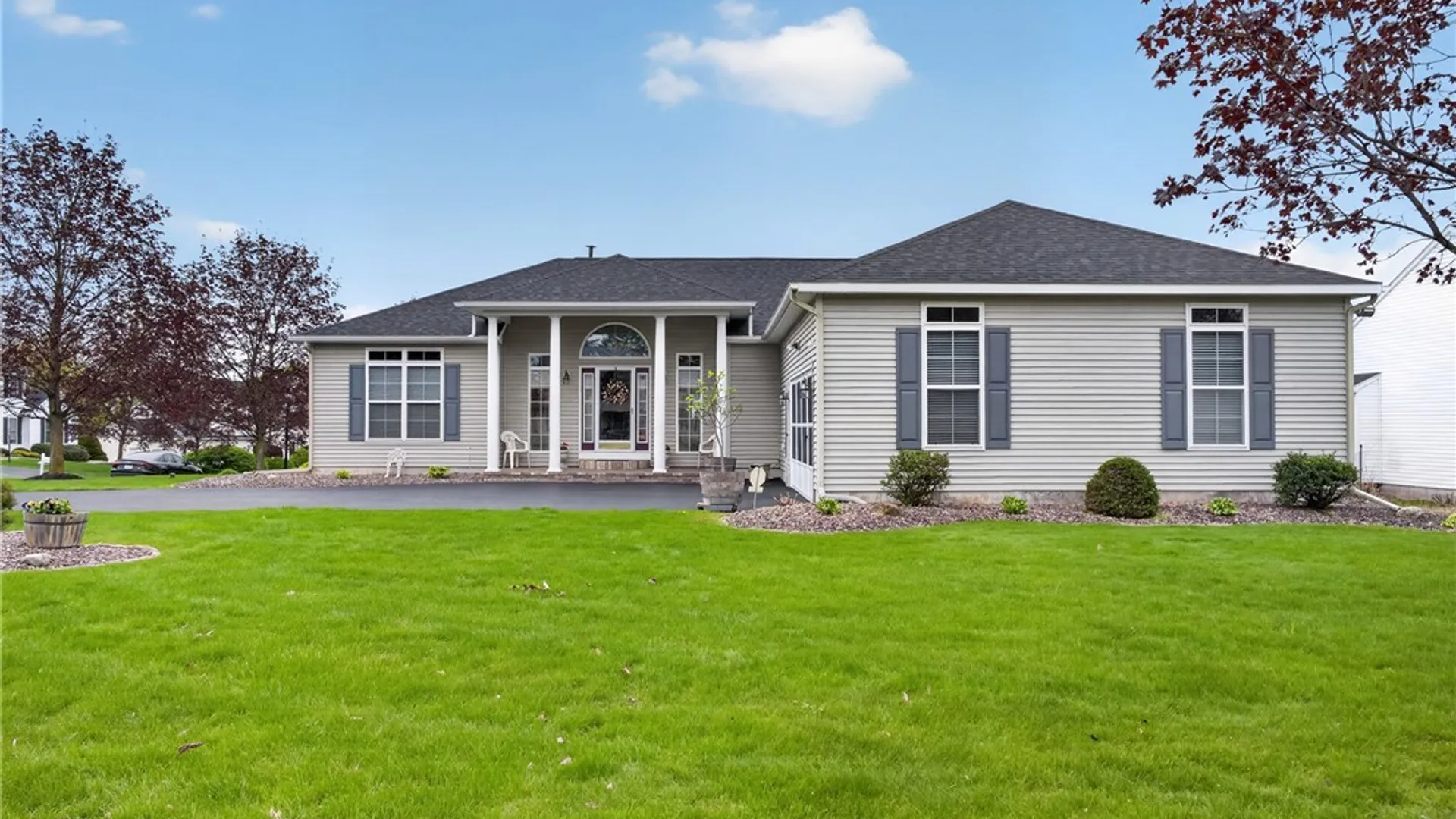 Property at 132 Lorian Drive, Salina, NY 13212 3