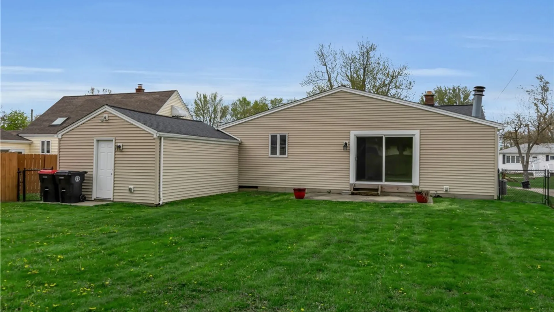 Property at 87 Irwinwood Road, Lancaster, NY 14086 27
