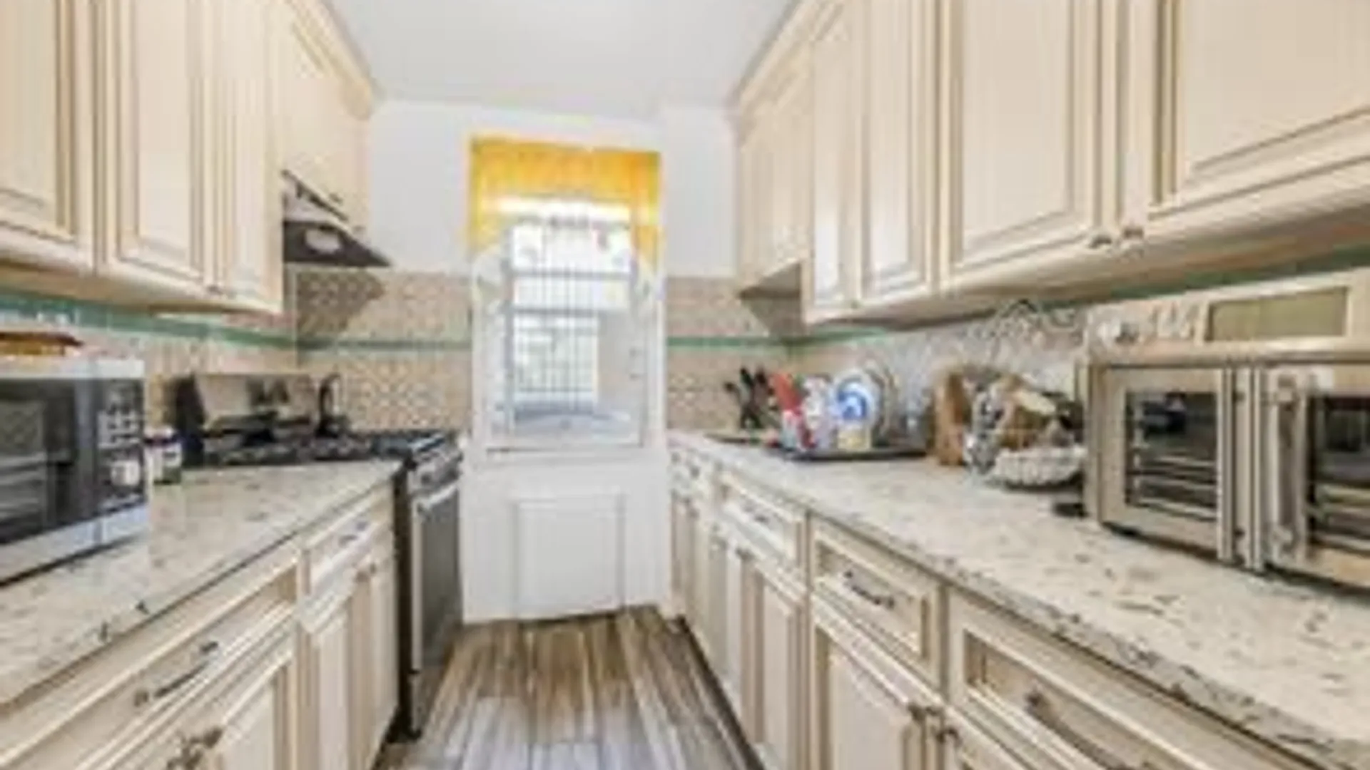 Property at 480 Riverdale Ave, Yonkers, NY 10705 13