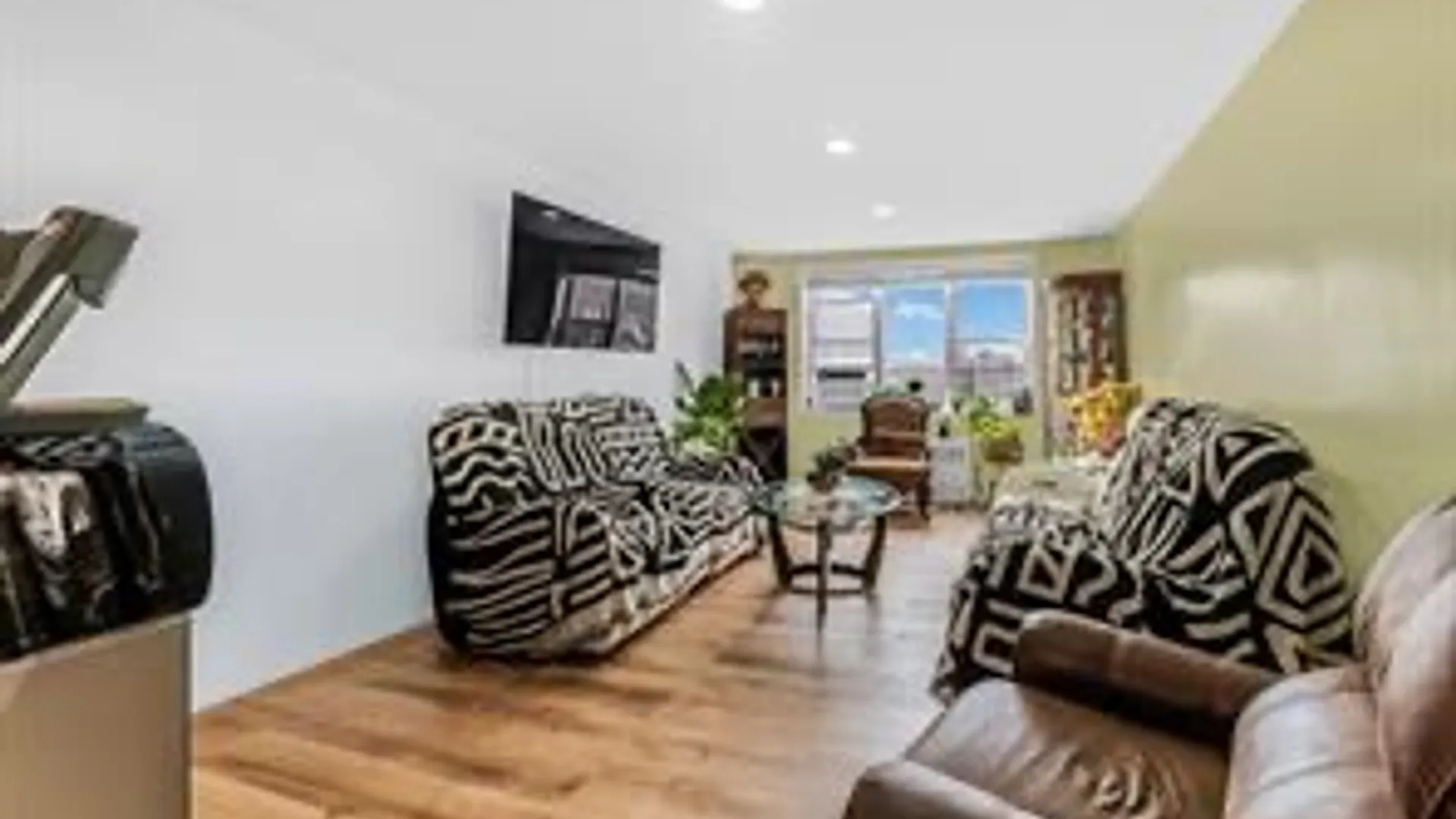 Property at 480 Riverdale Ave, Yonkers, NY 10705 17