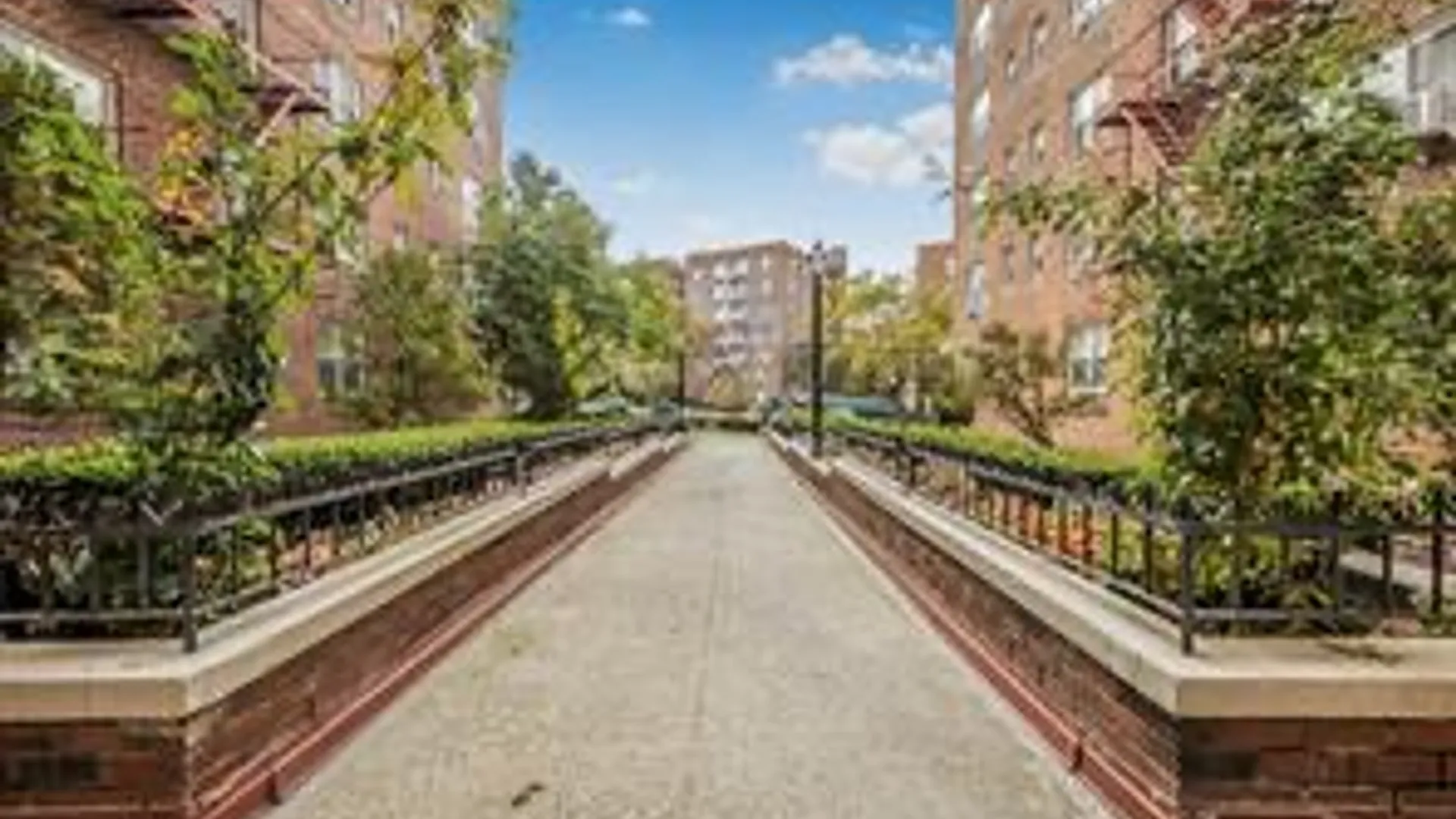 Property at 480 Riverdale Ave, Yonkers, NY 10705 3